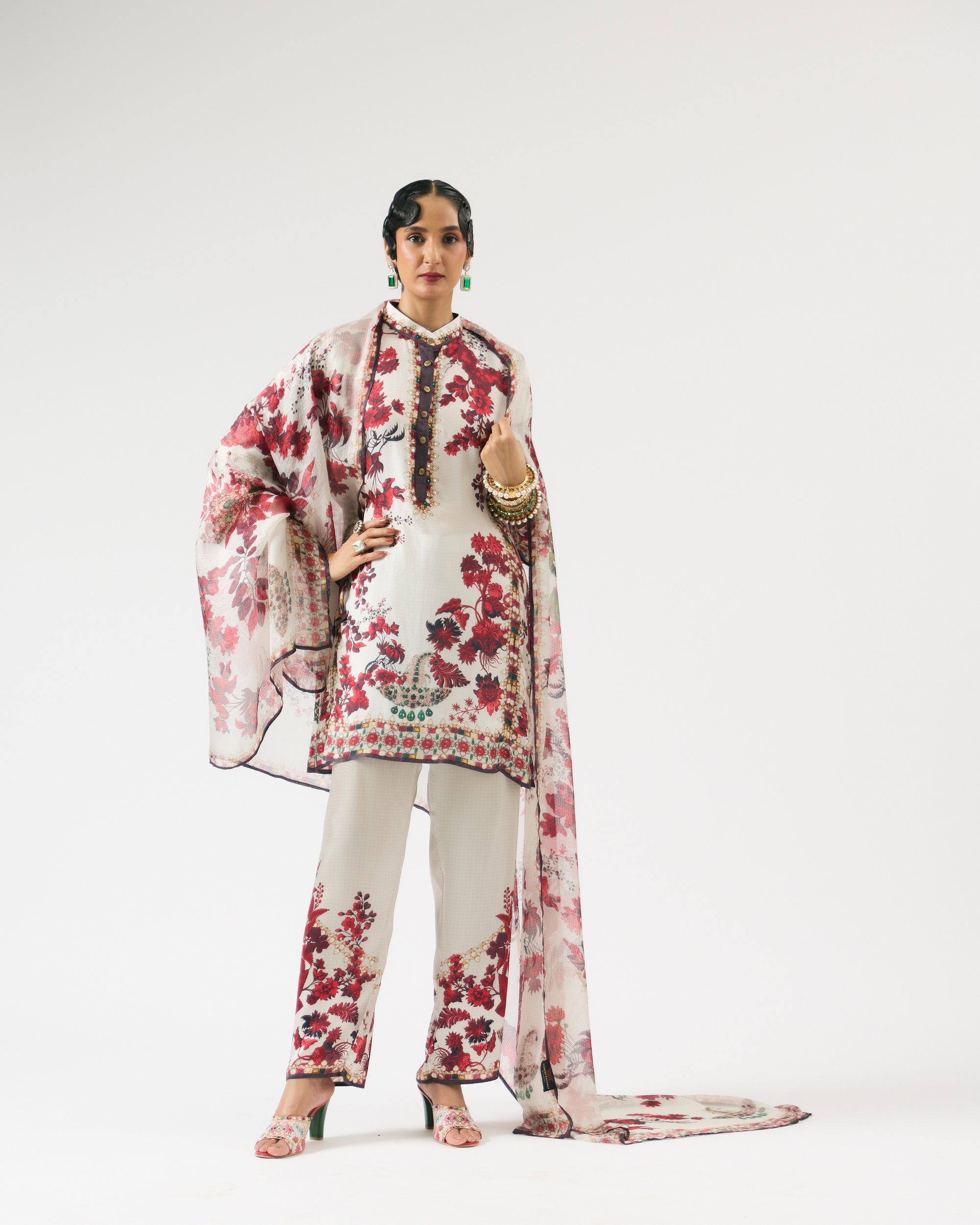 Nizam : Ghazal - Ivory/Red
