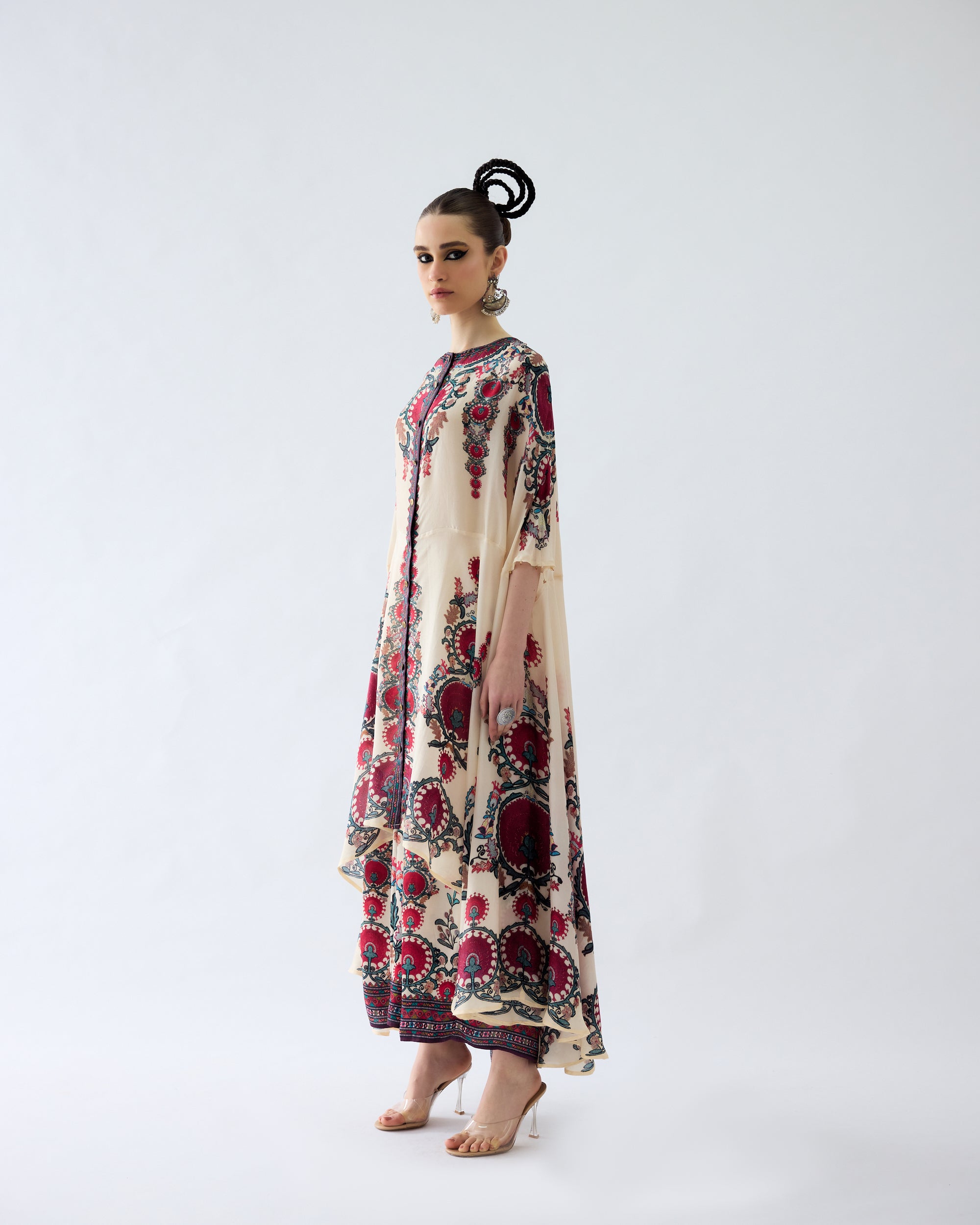 Bukhara : Caprice/Surilee - Maroon