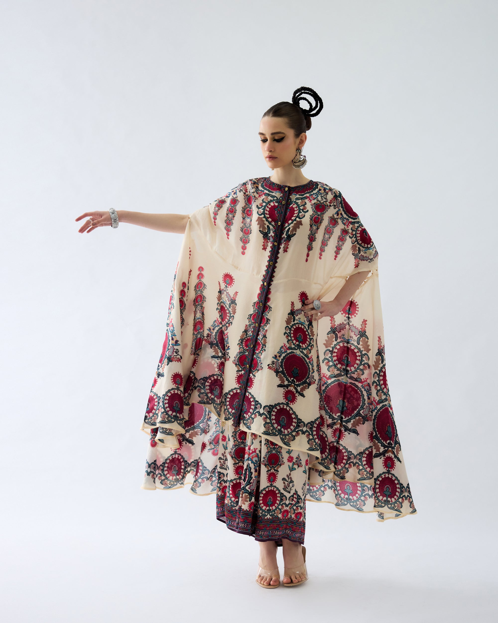 Bukhara : Caprice/Surilee - Maroon