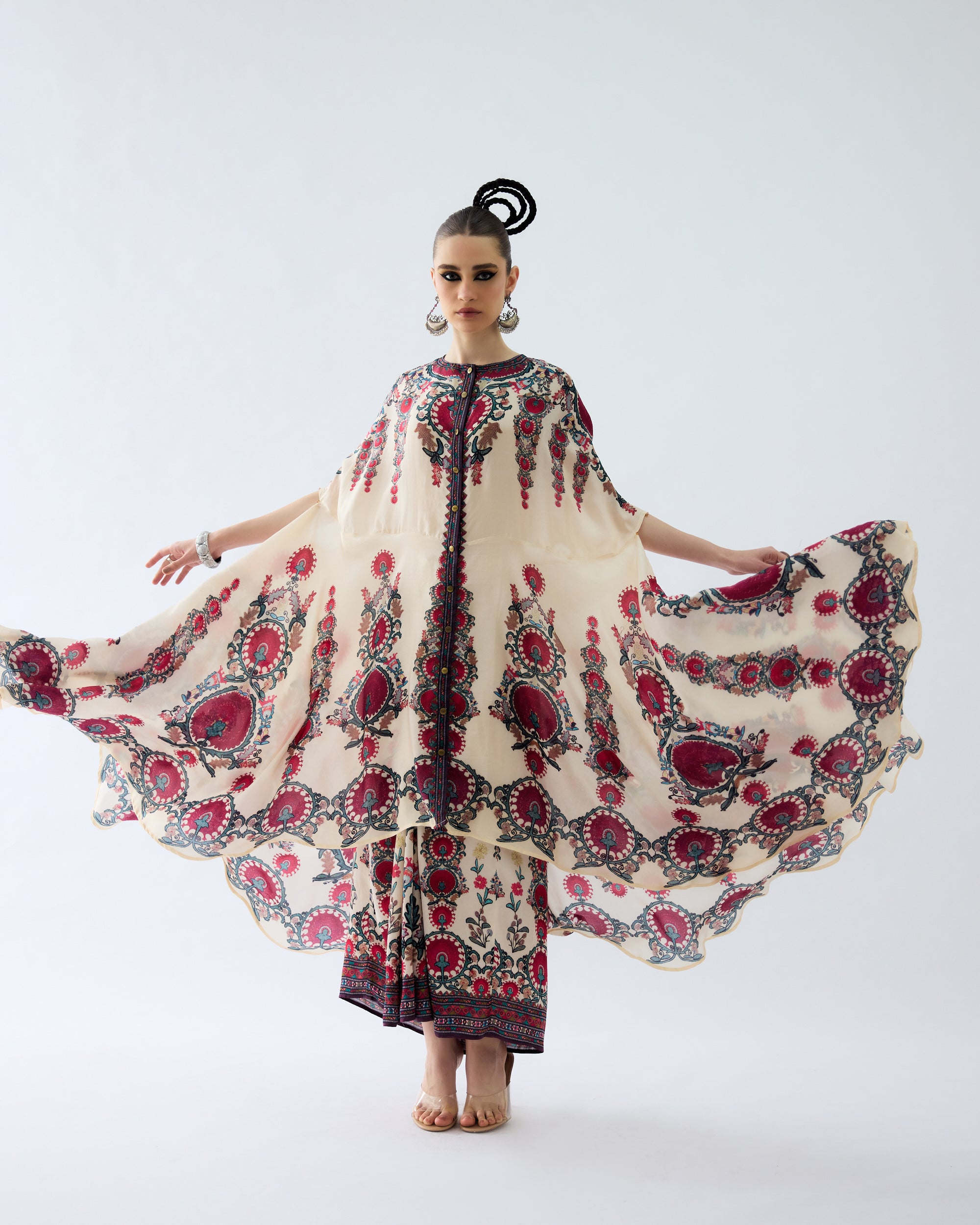Bukhara : Caprice/Surilee - Maroon