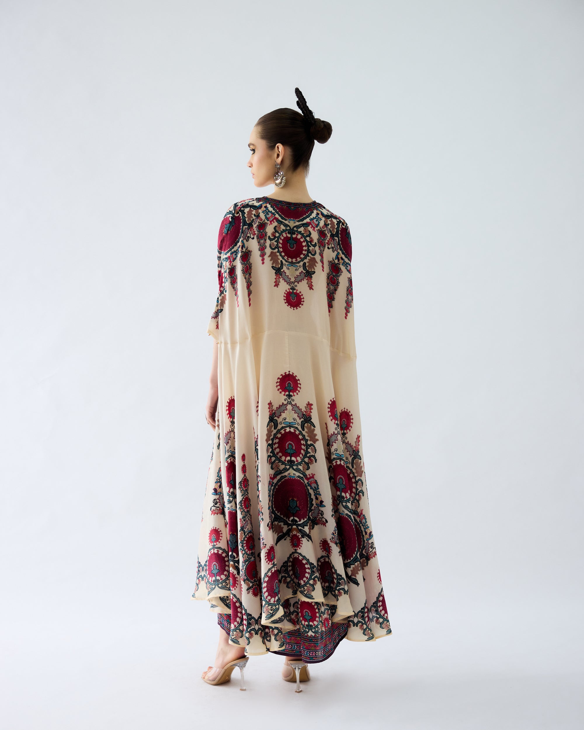 Bukhara : Caprice/Surilee - Maroon