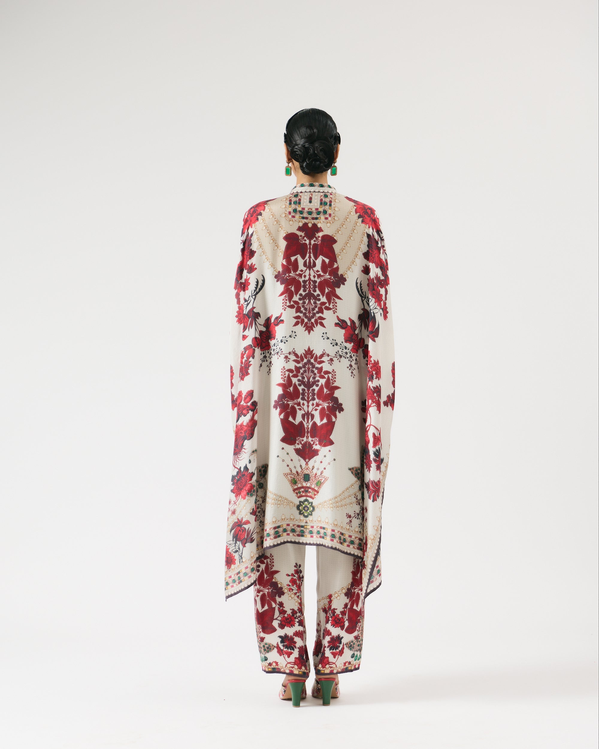 Nizam : Chantelle - Ivory/Red