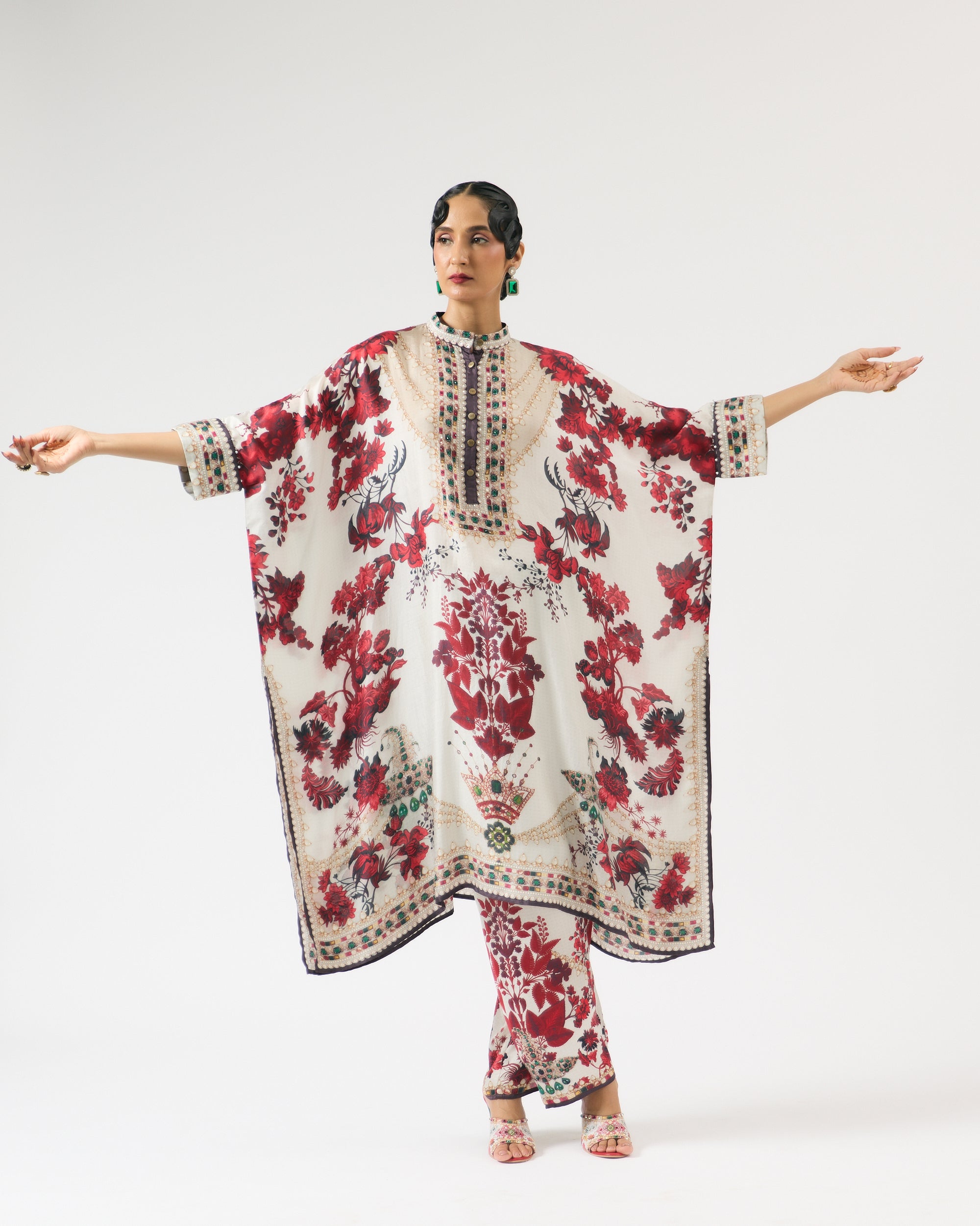 Nizam : Chantelle - Ivory/Red