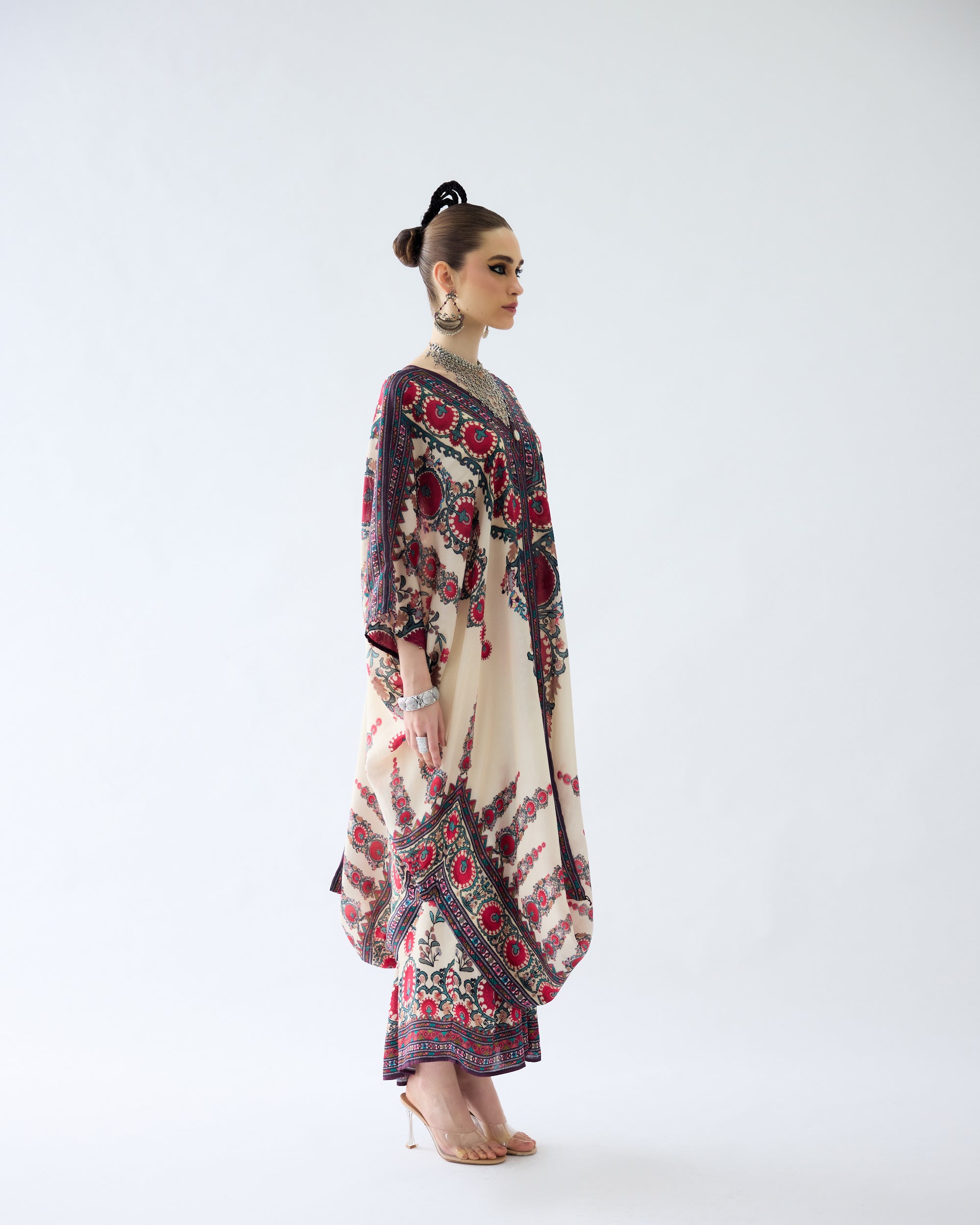 Bukhara : Dalilah/Surilee - Maroon
