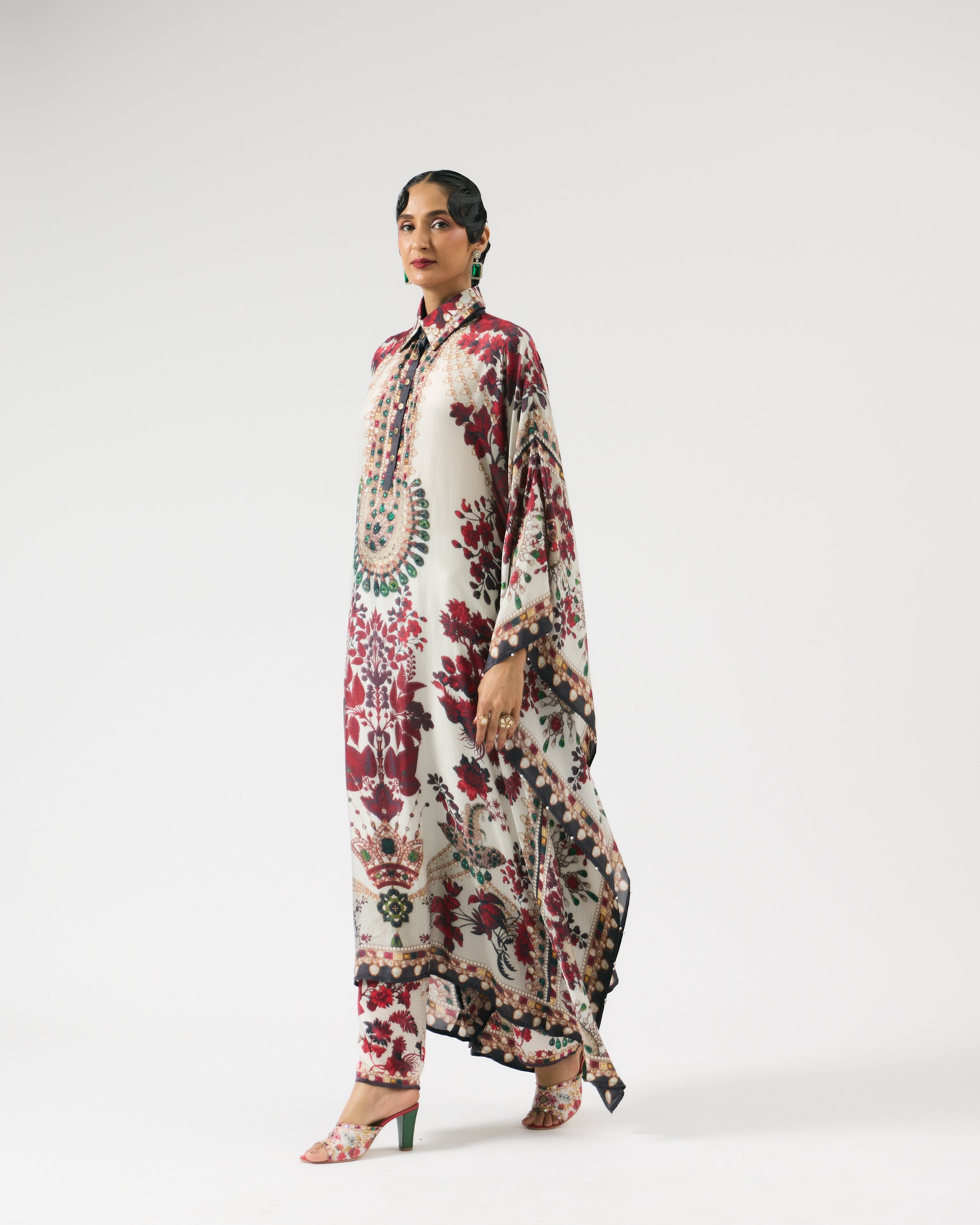 Nizam : Sharifa - Ivory/Red