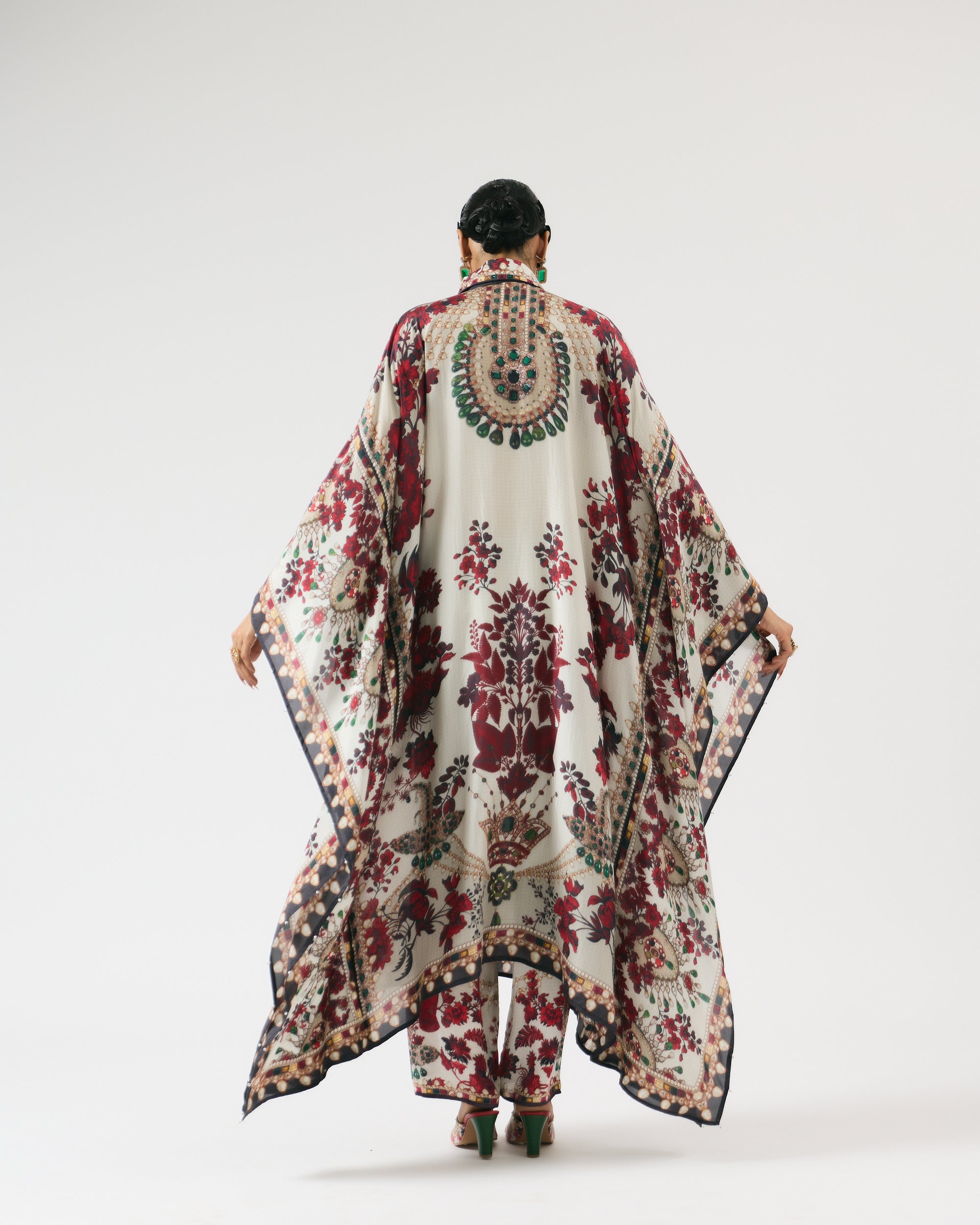 Nizam : Sharifa - Ivory/Red