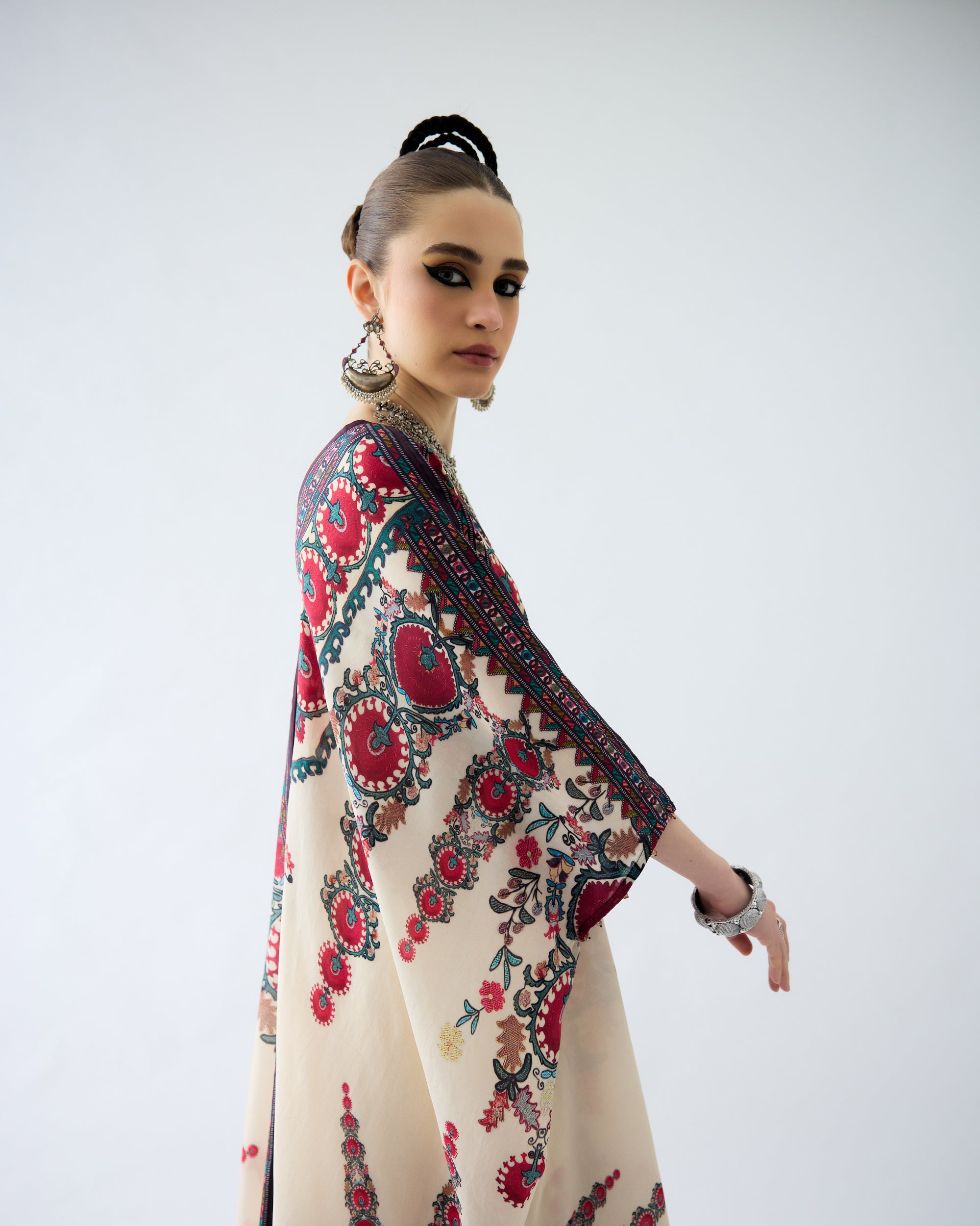 Bukhara : Dalilah/Surilee - Maroon