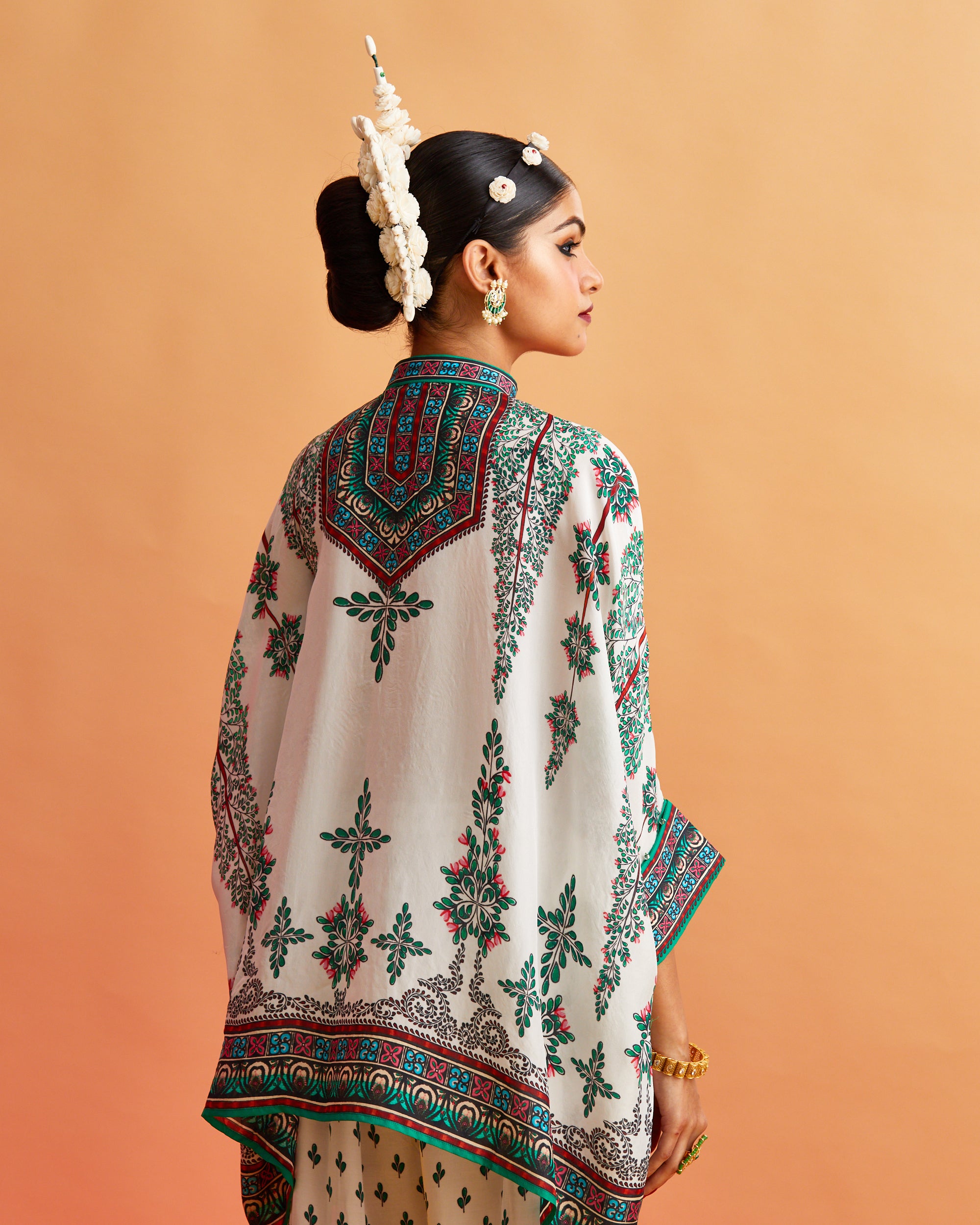 Ganjam : Chanel - White