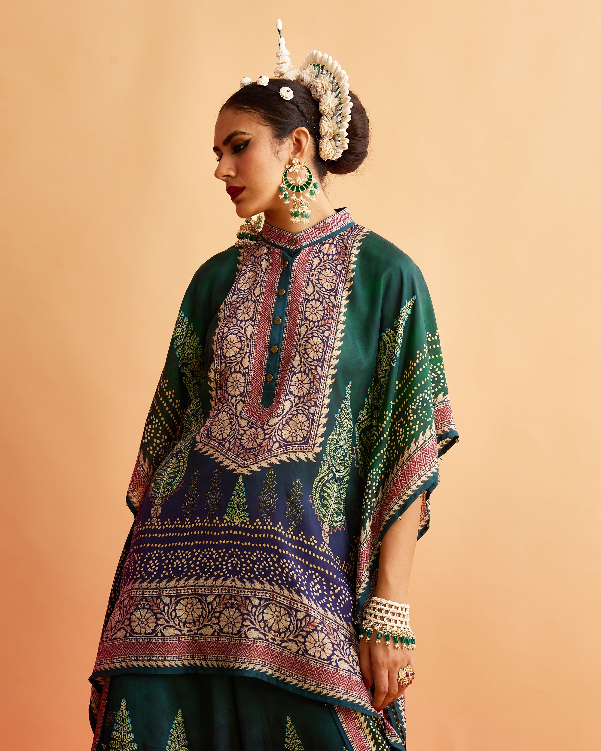 Ganjam : Manju/Sonth - Emerald/Navy