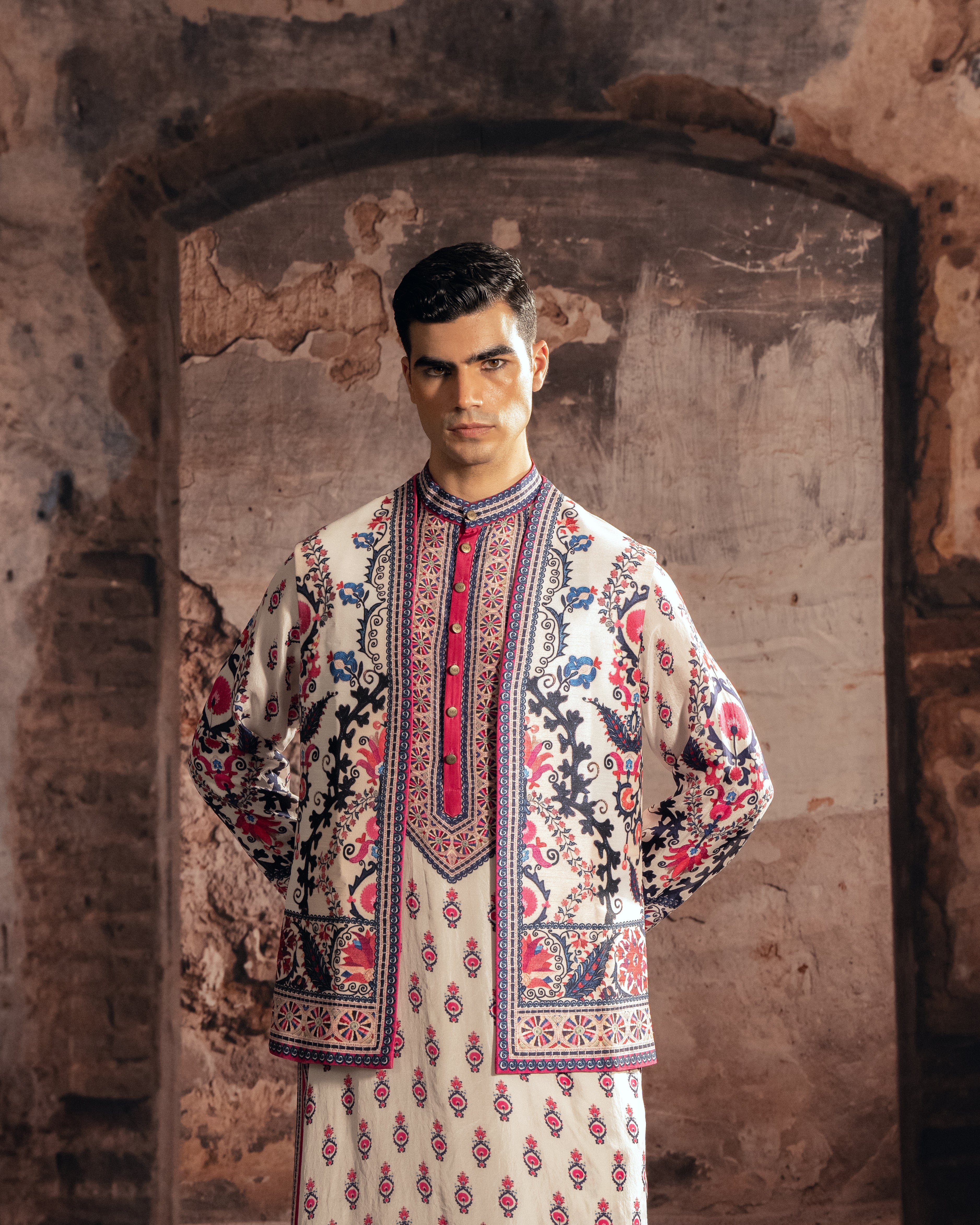 BUKHARA : Taalish