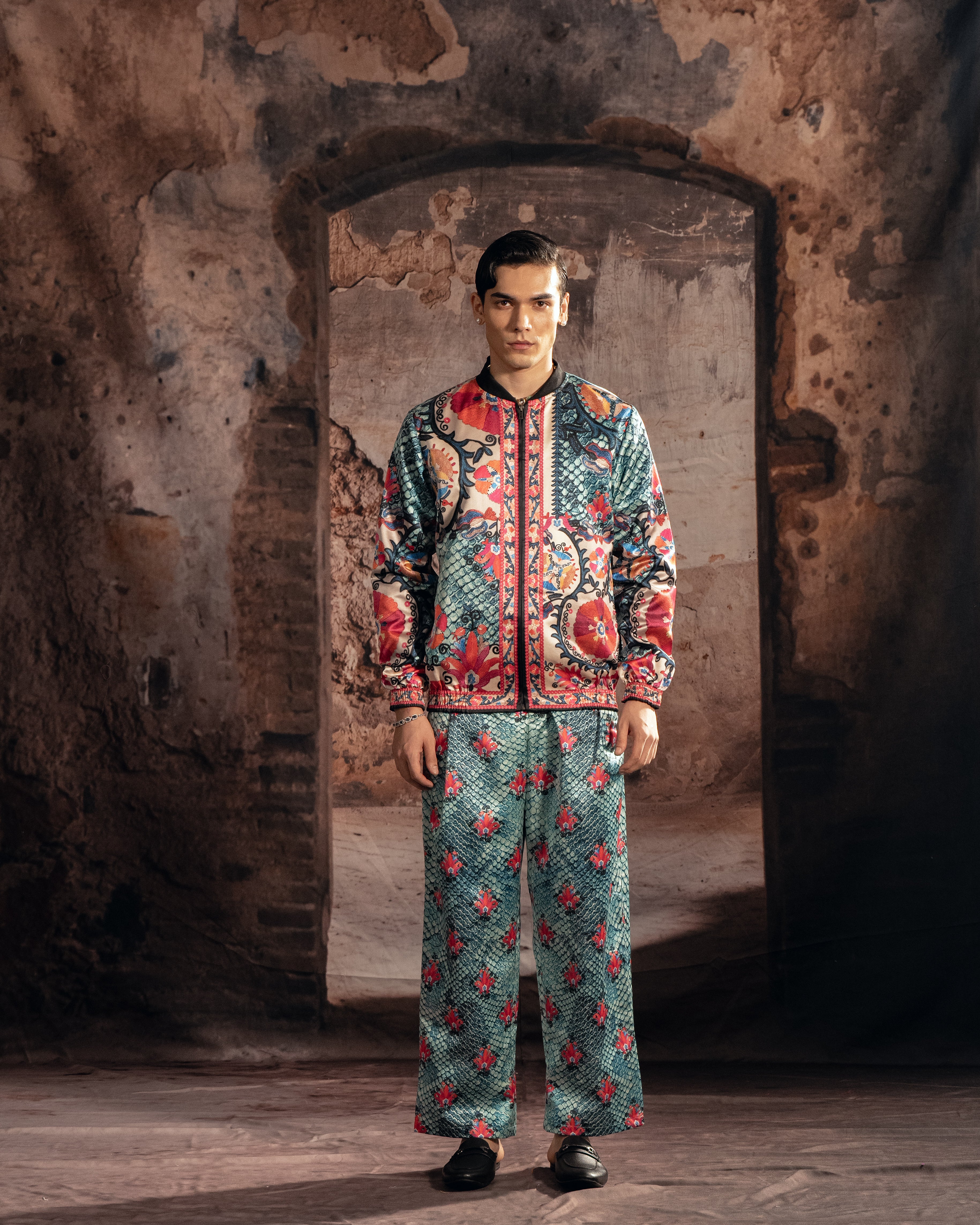 BUKHARA : Romeo