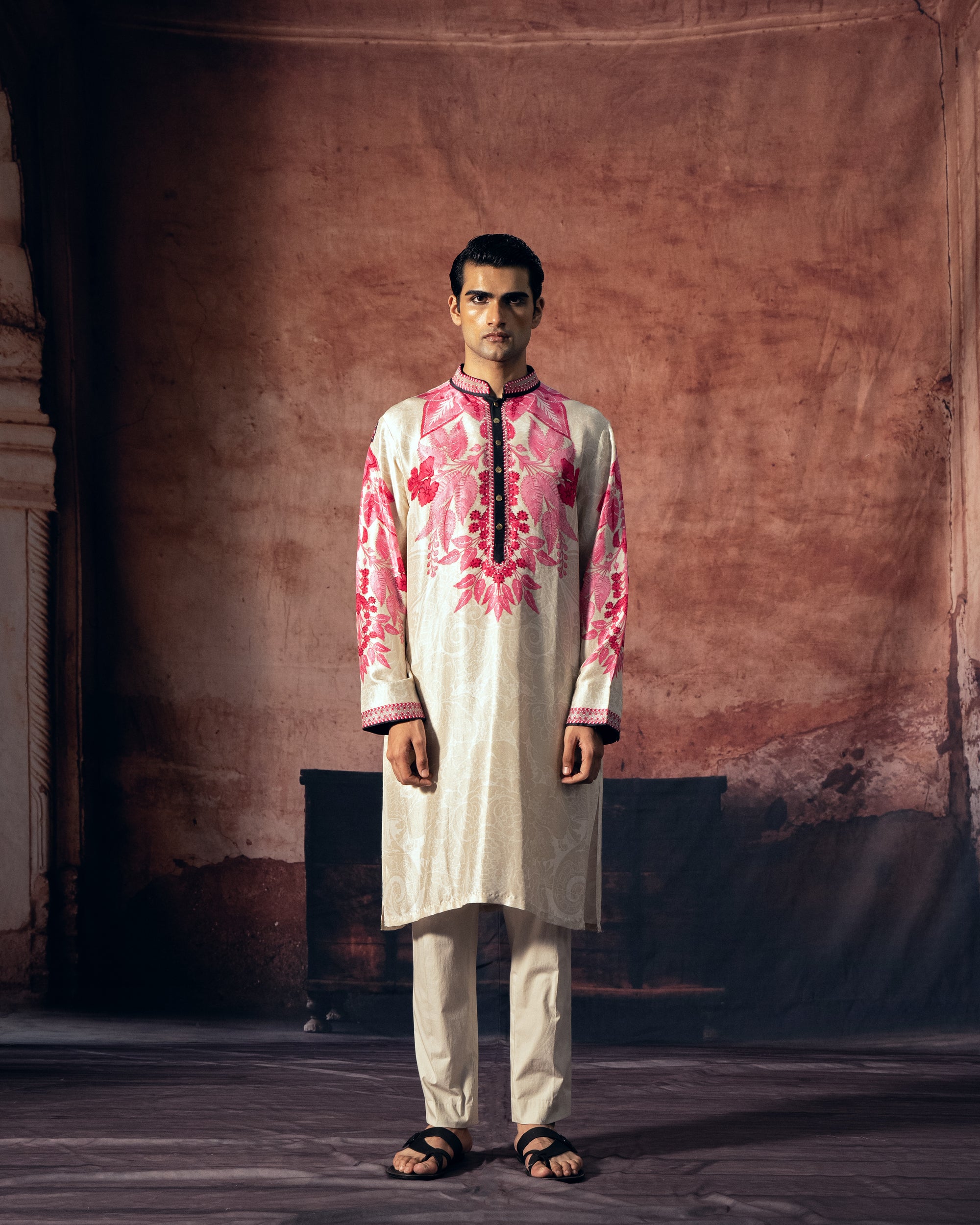 NIZAM : Oman