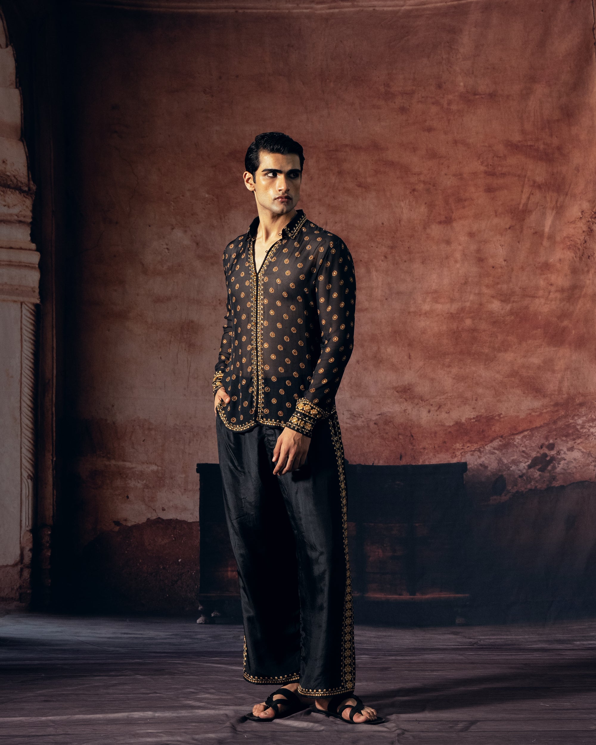NIZAM : Pitero