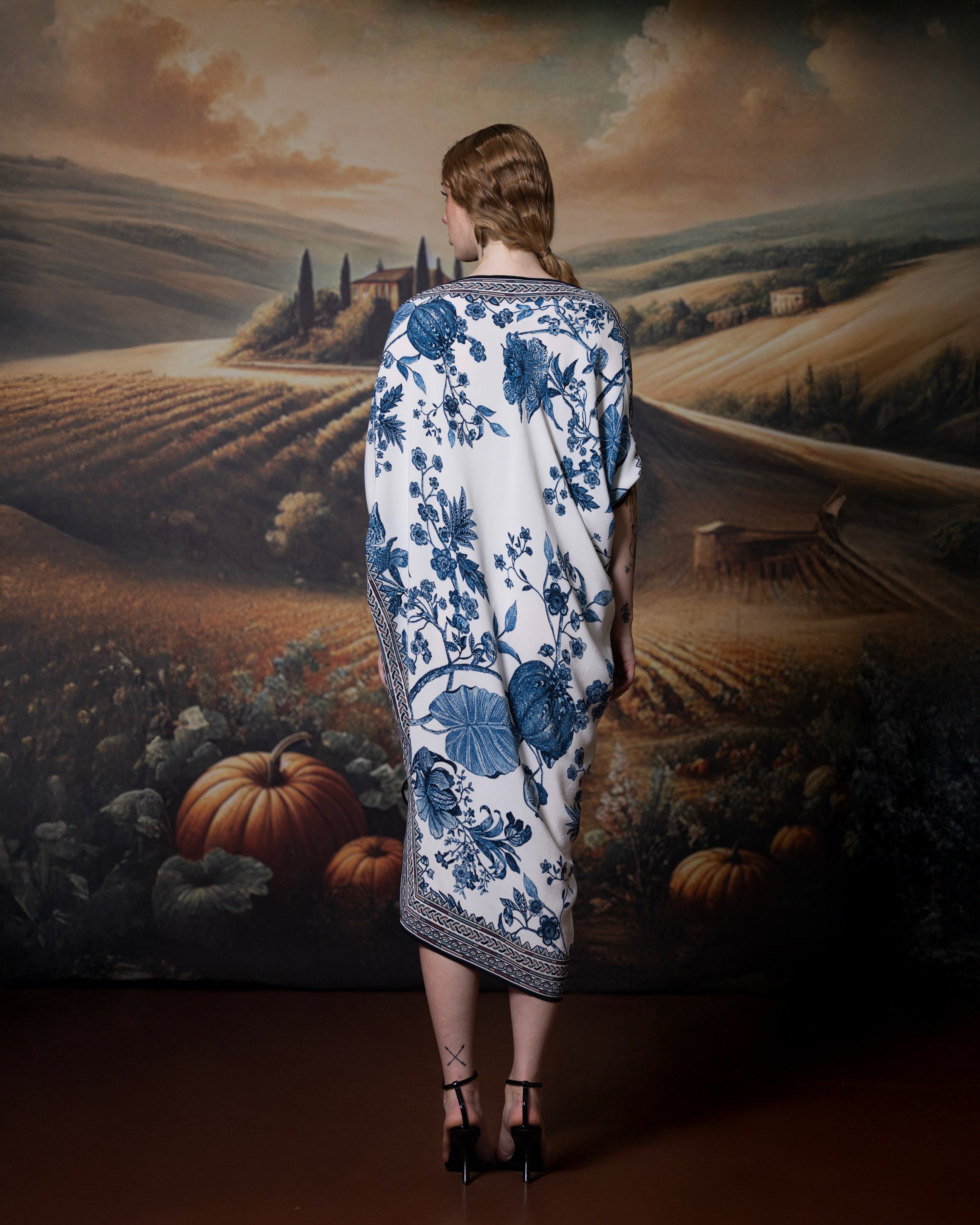 Florence : Lajjo - White/Blue