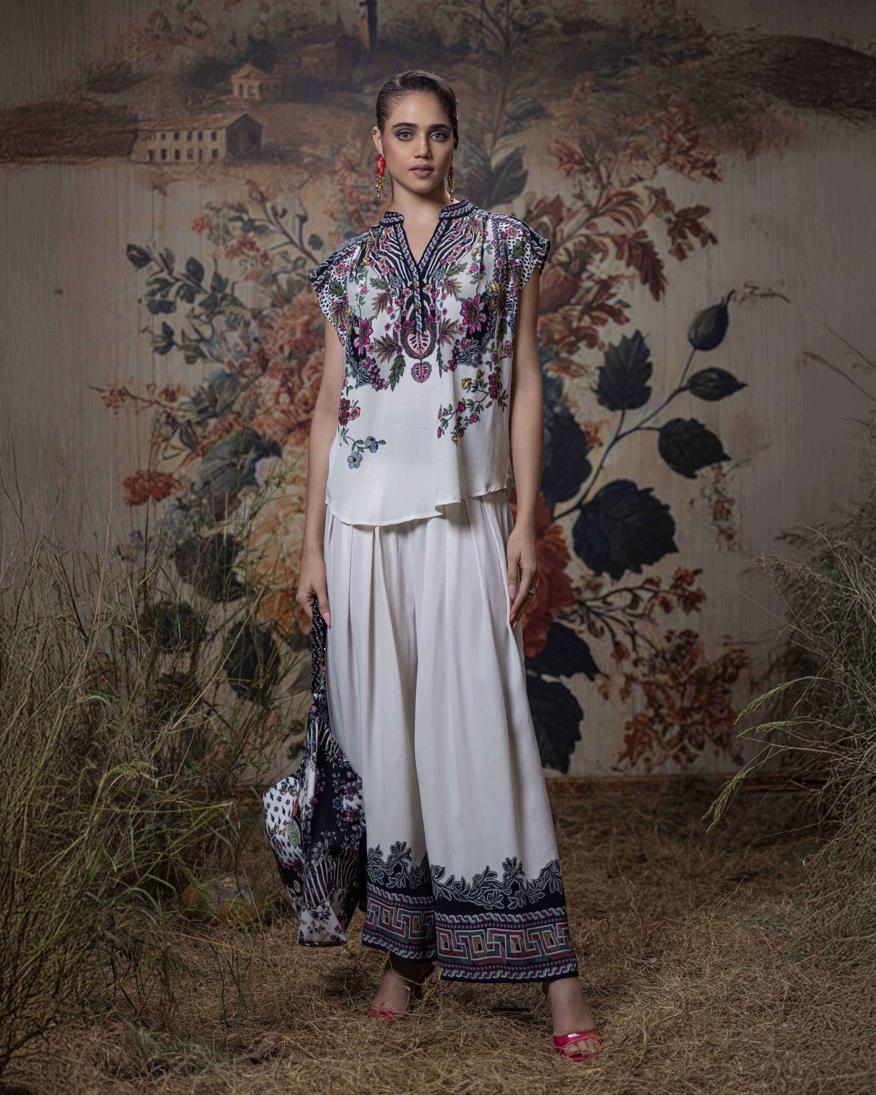 Florence : Martina/Tahira - White