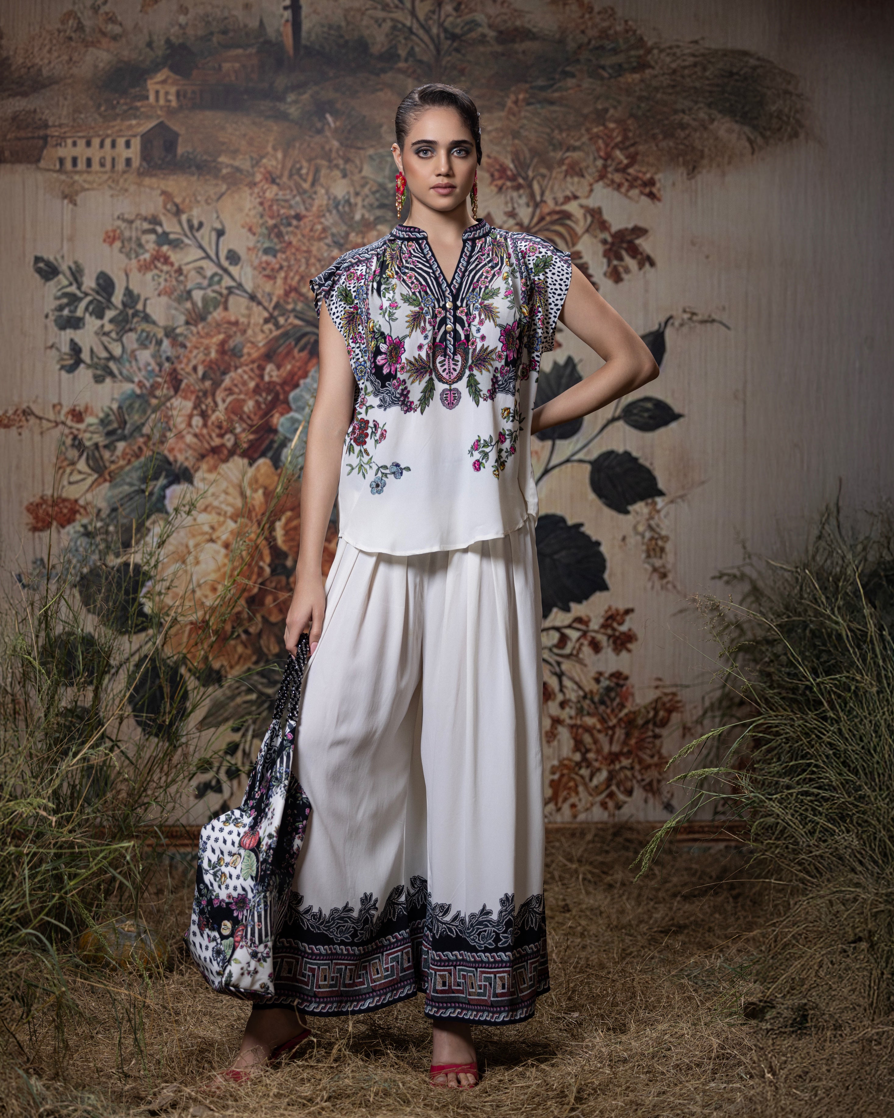 Florence : Martina/Tahira - White