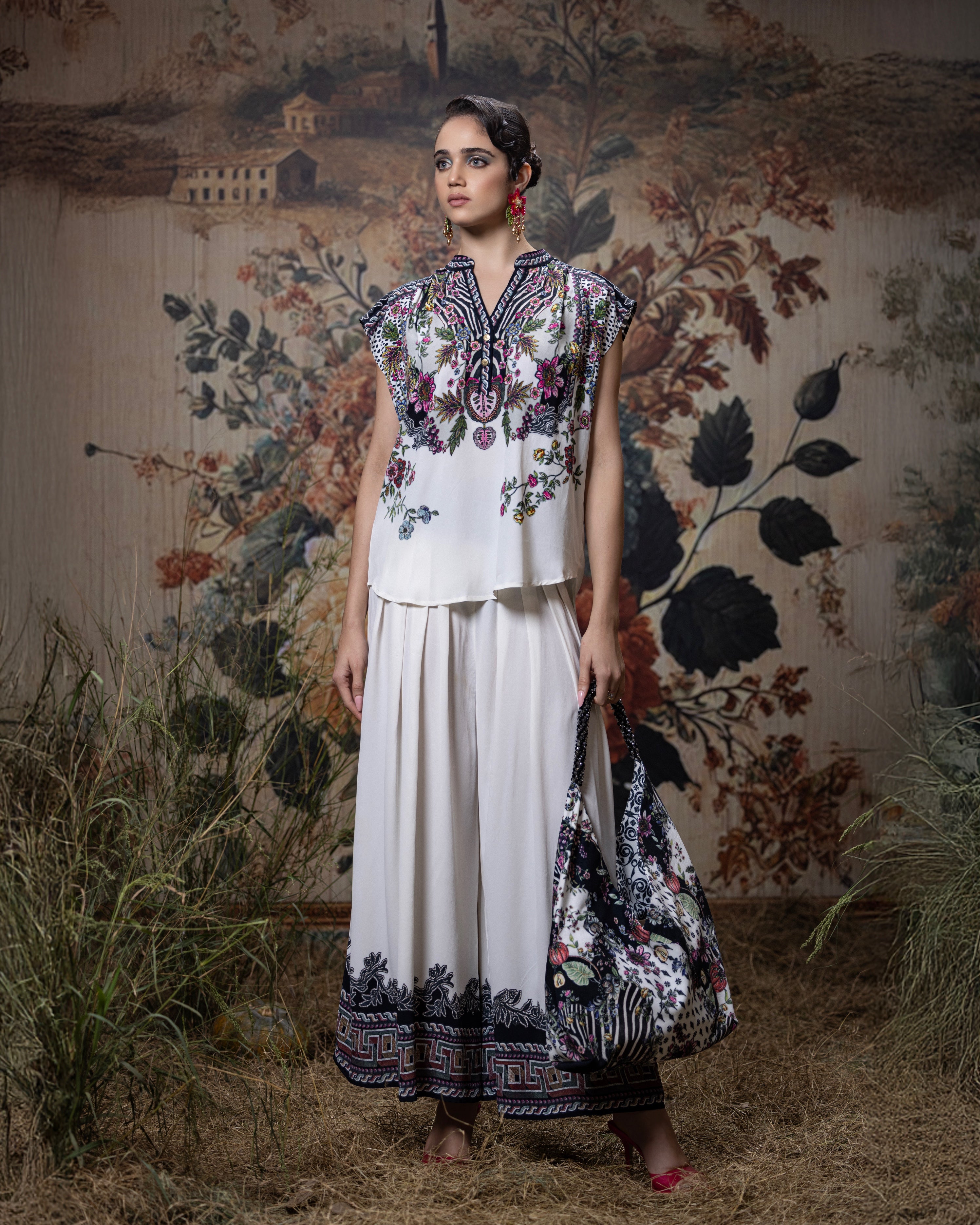 Florence : Martina/Tahira - White