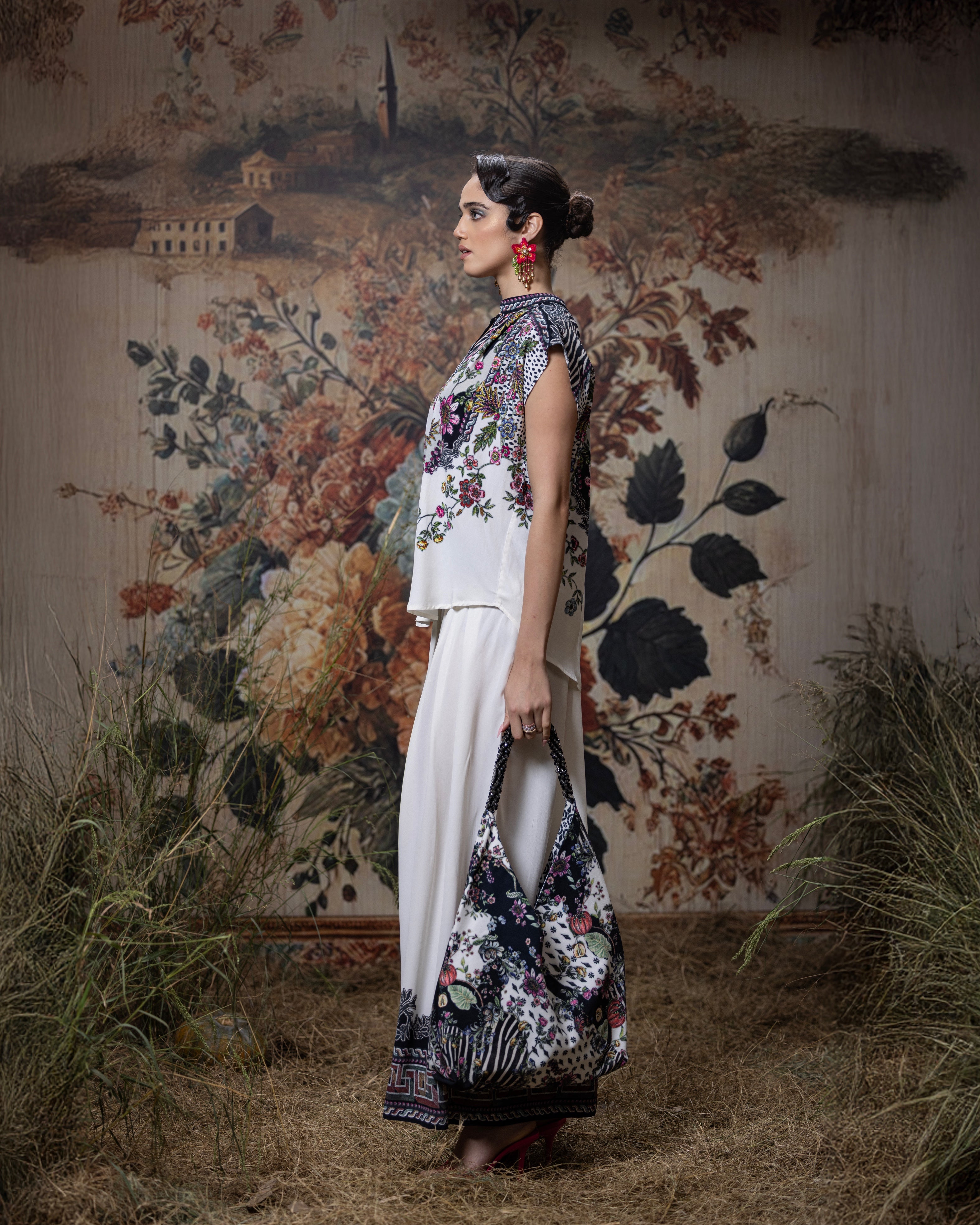 Florence : Martina/Tahira - White