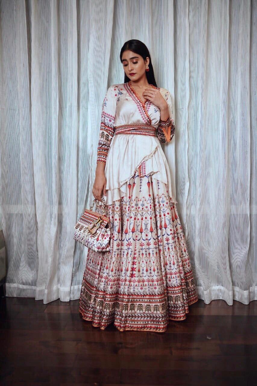 Regina Cassandra (reginaacassandraa)