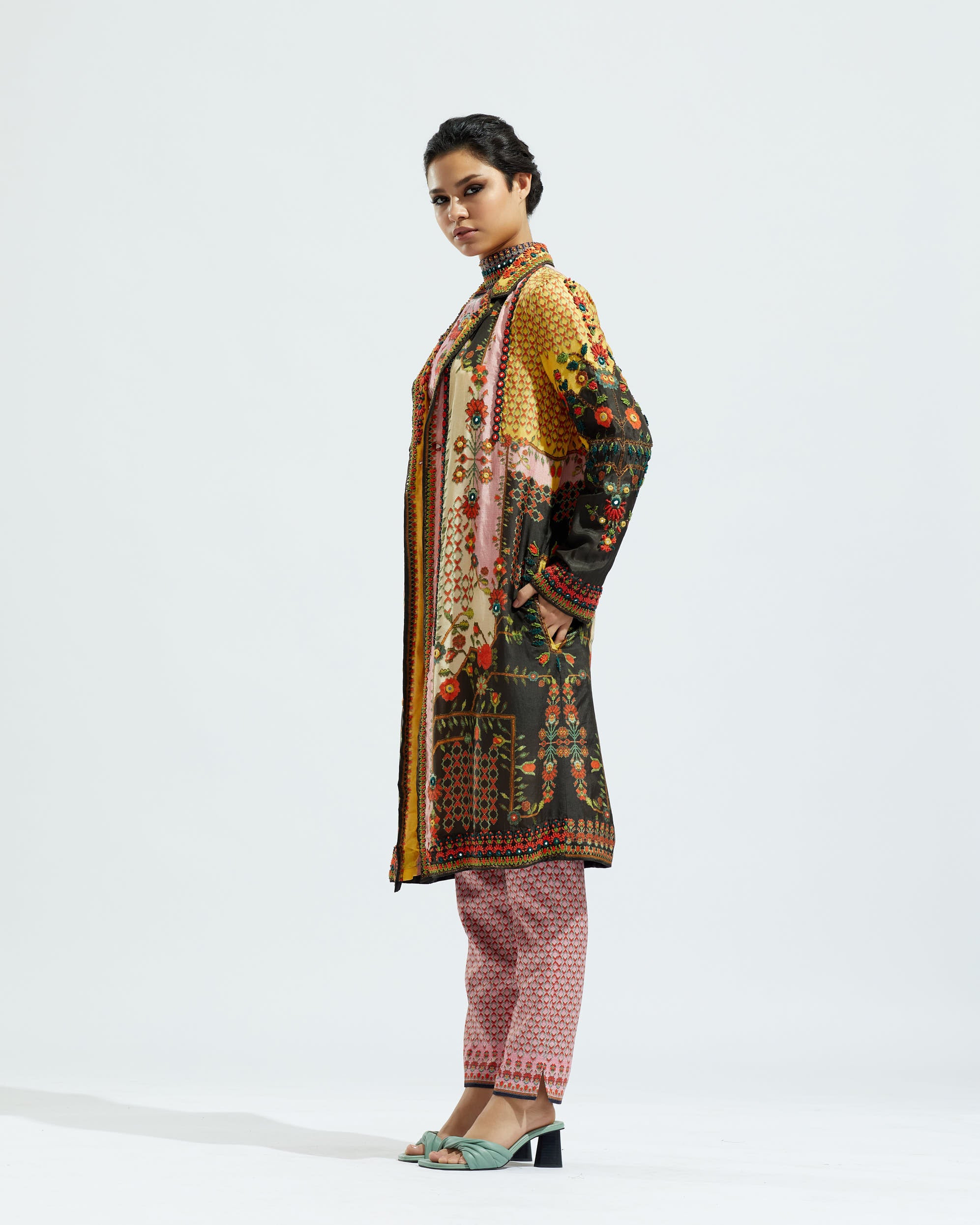 Casablanca : Jamali - Beige/Black
