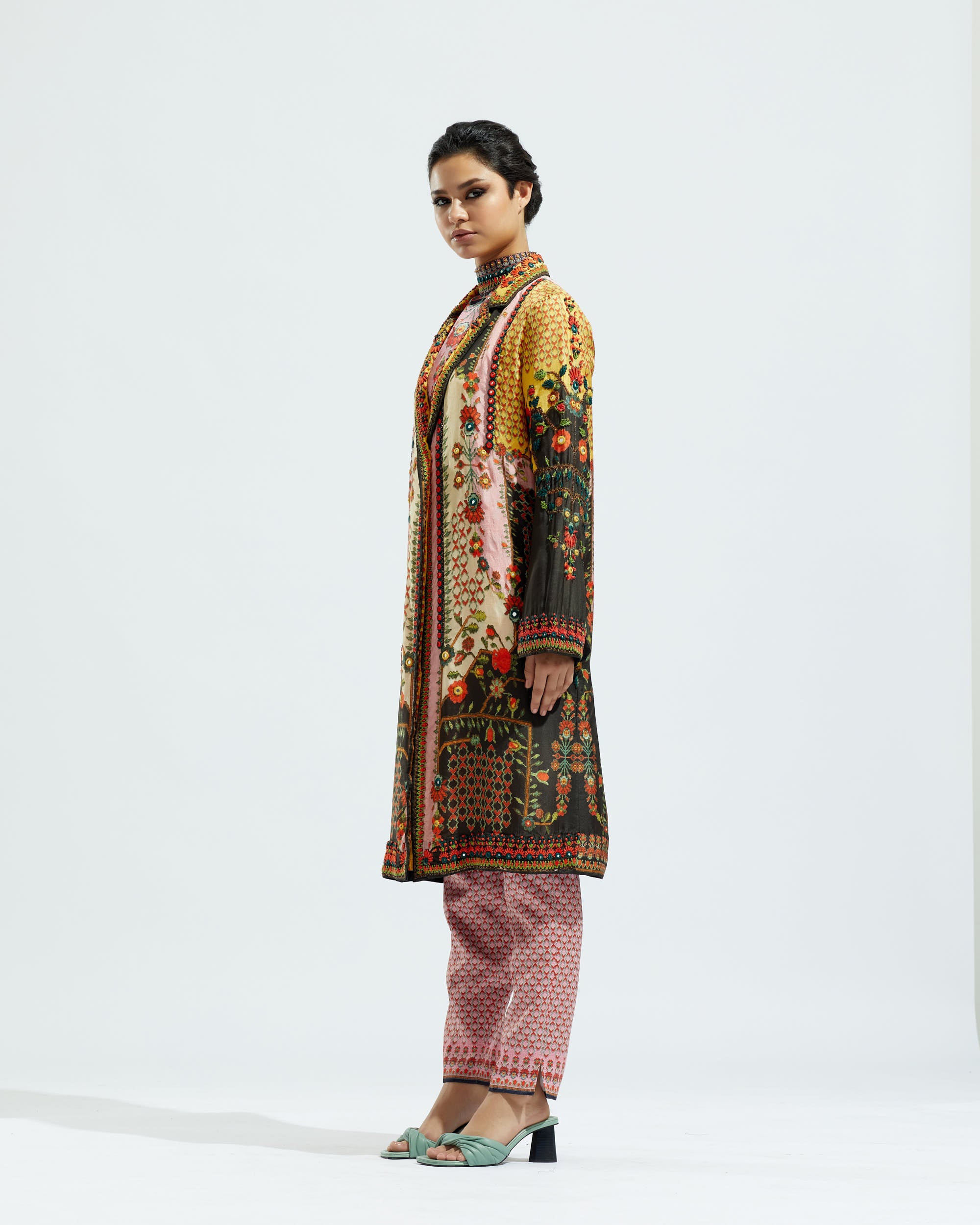 Casablanca : Jamali - Beige/Black