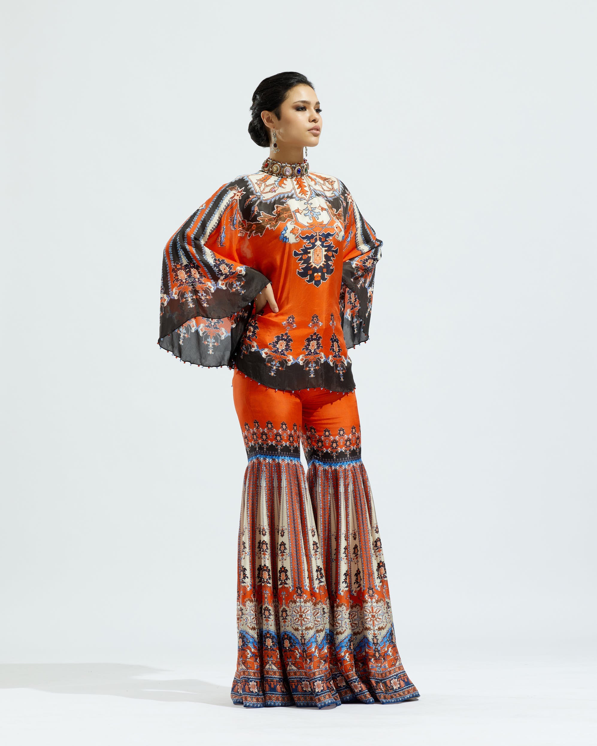 Casablanca : Poonam Sharara - Red