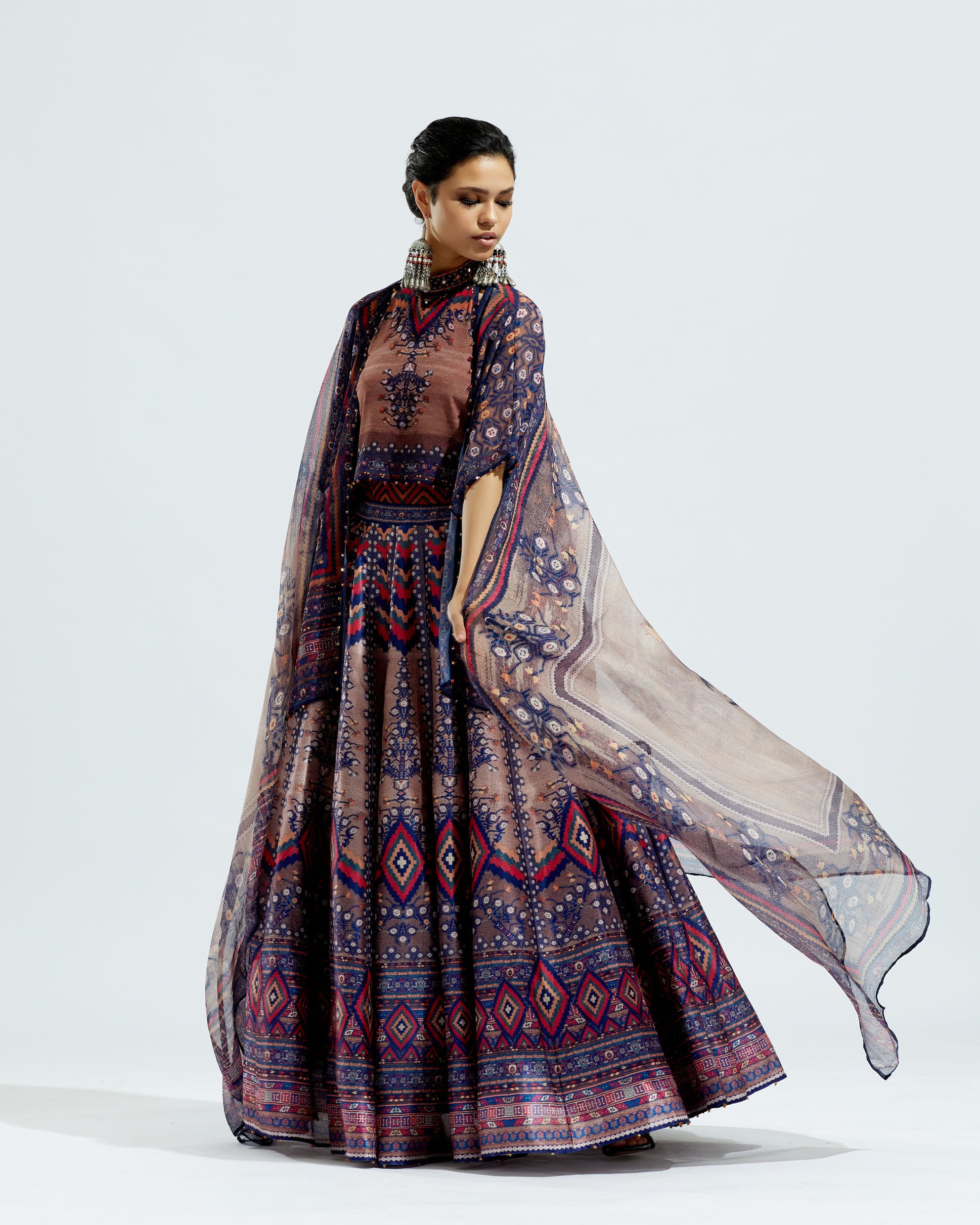 Casablanca : Hanoi Leela - Brown/Navy