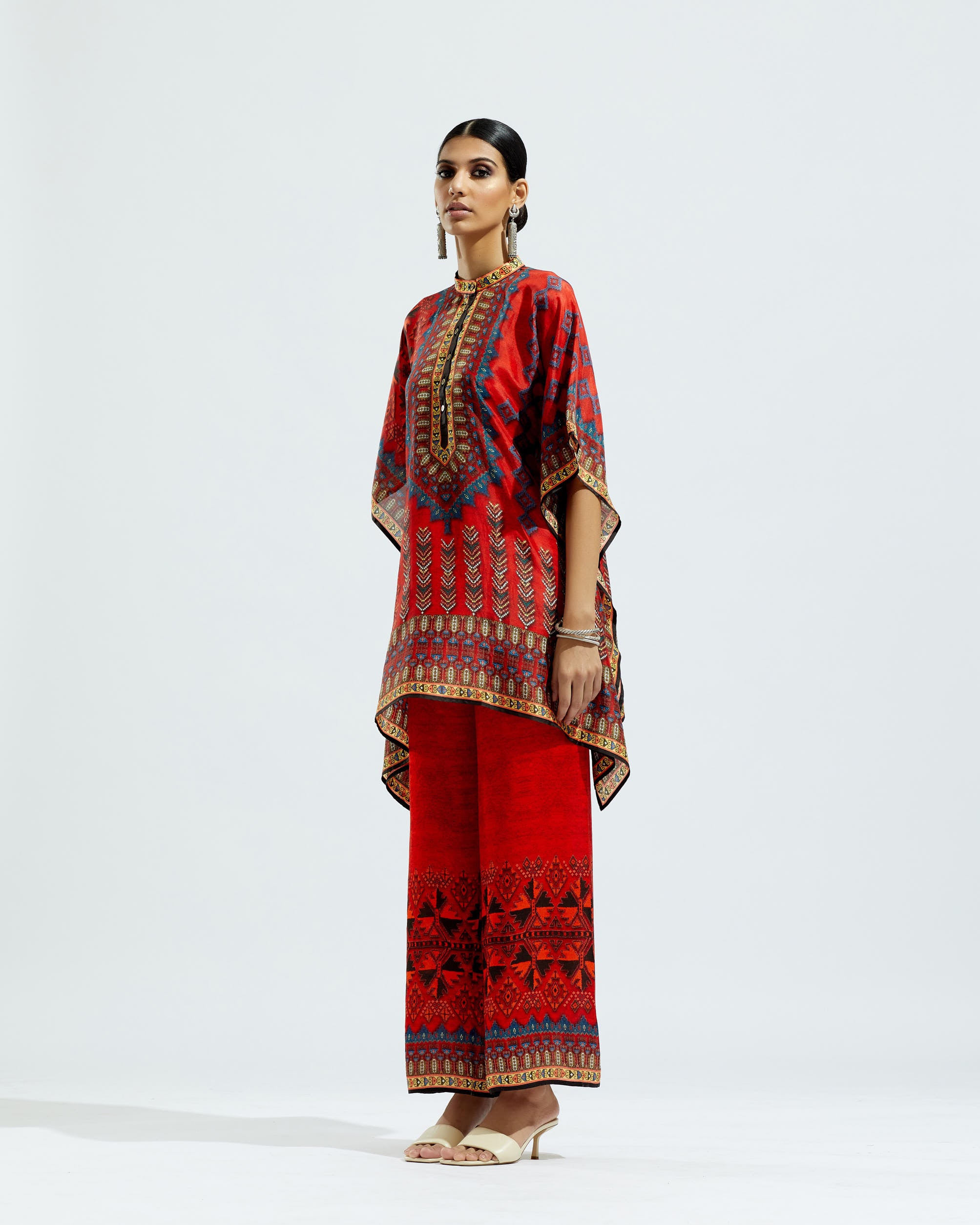 Casablanca : Manju - Red