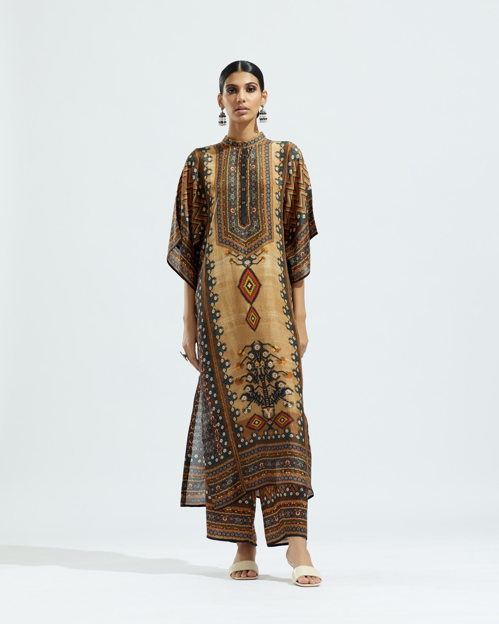 Casablanca : Gayatri - Sand