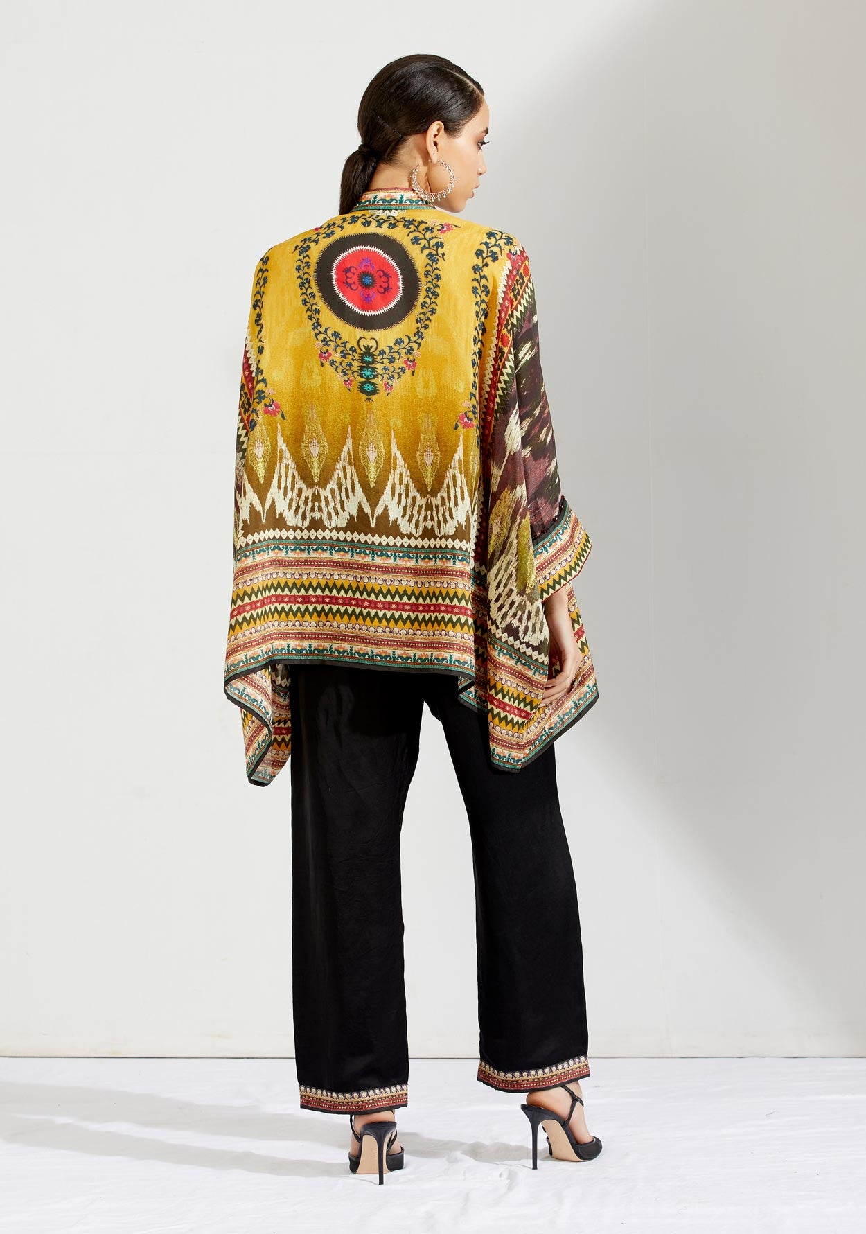 Uzbek : Chanel - Mustard