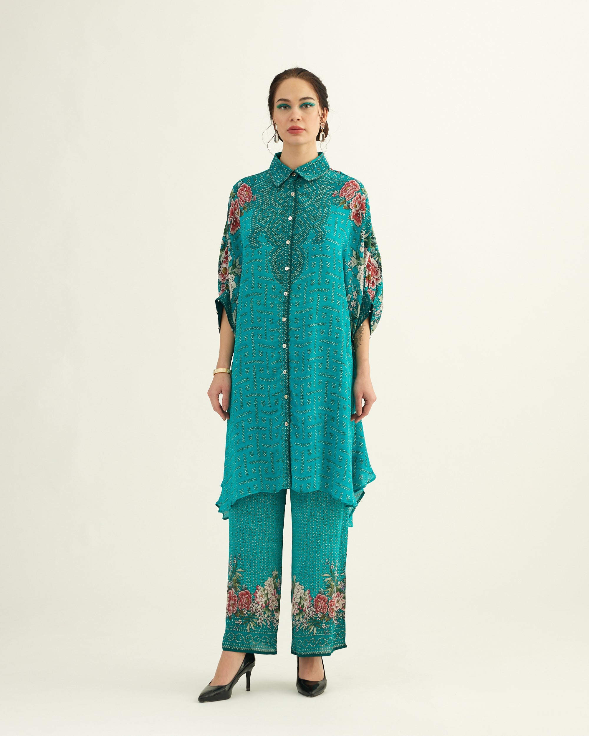 Sakura : Kamara - Tiffany Blue