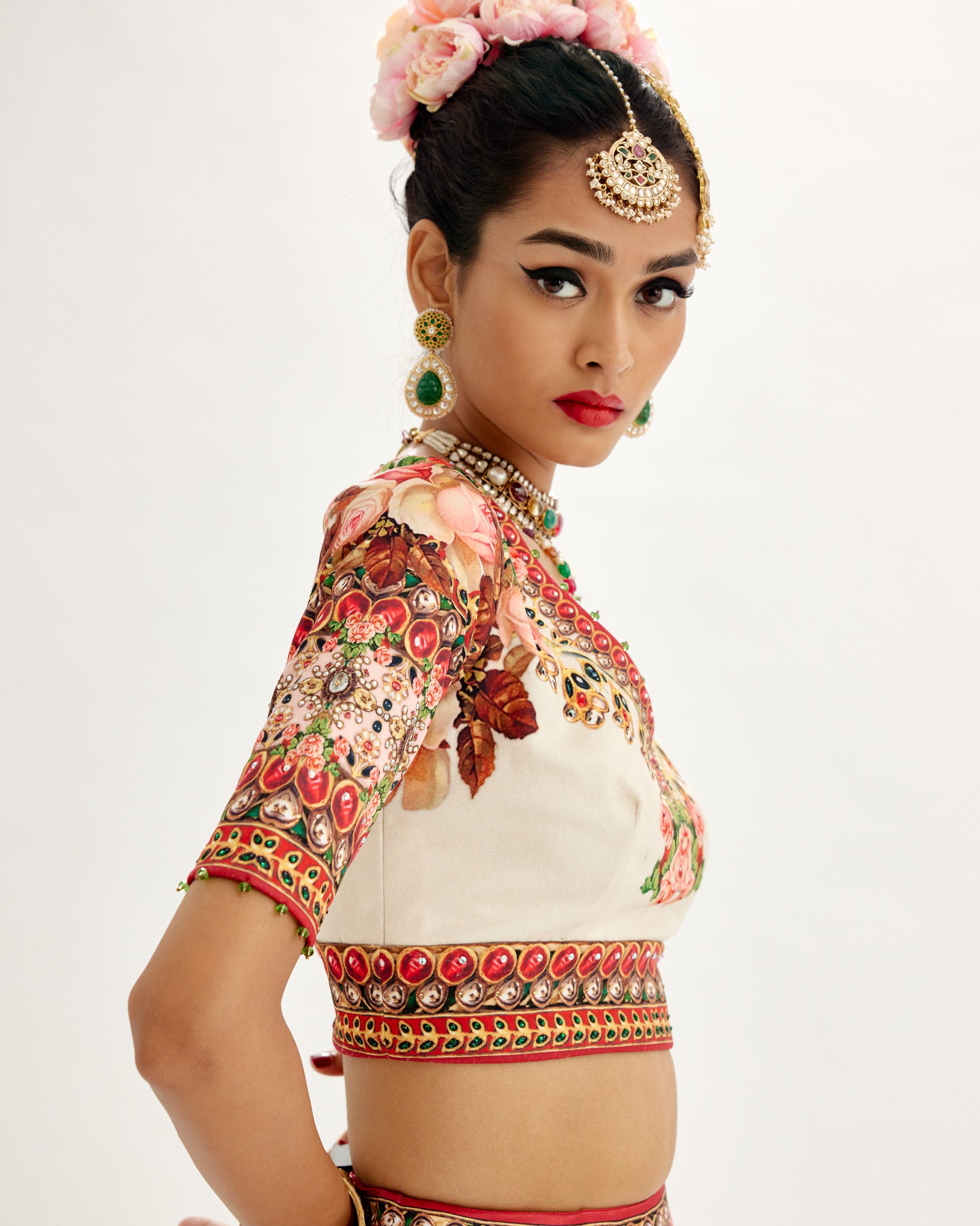 Pakeezah : Leela - Ivory