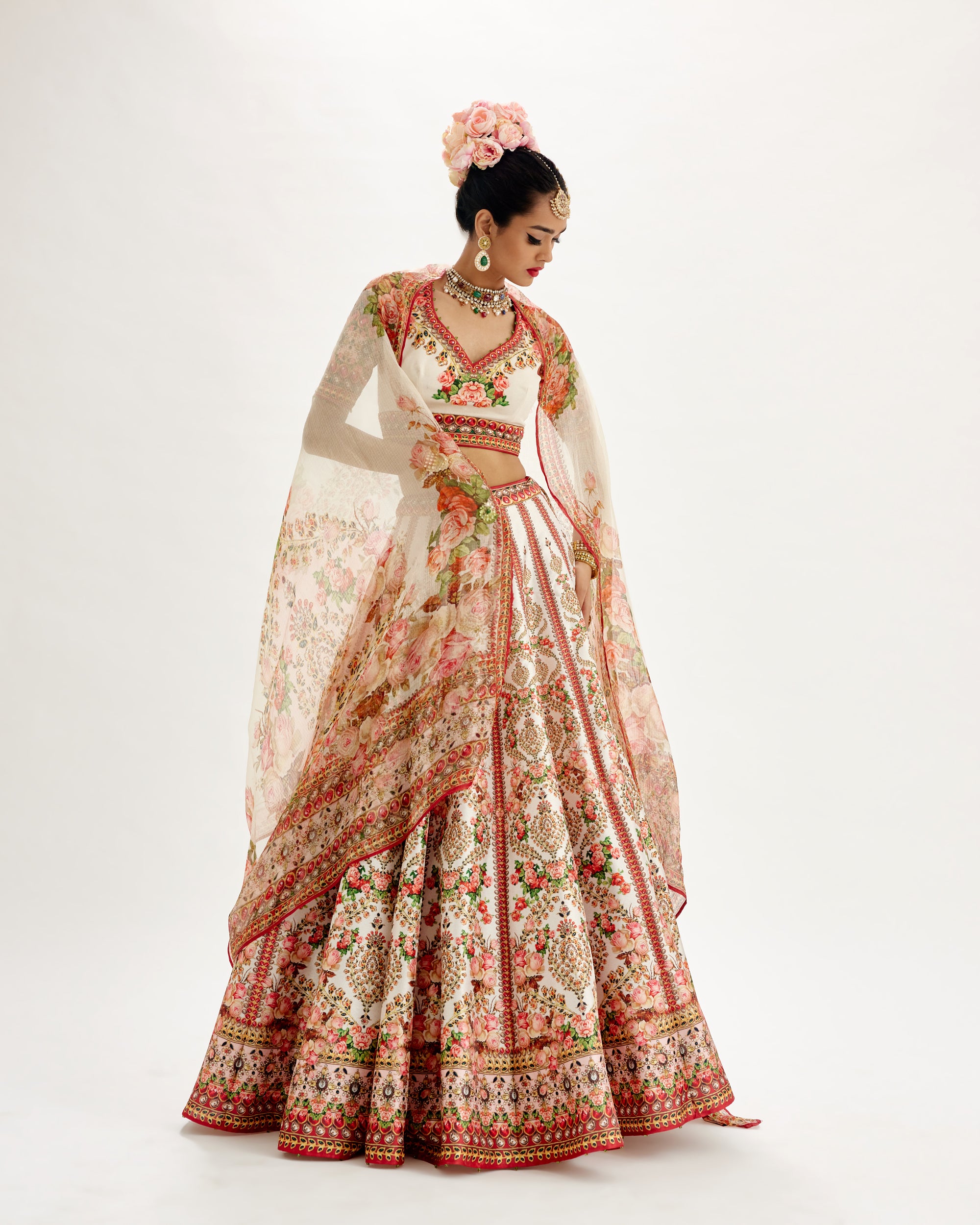 Pakeezah : Leela - Ivory
