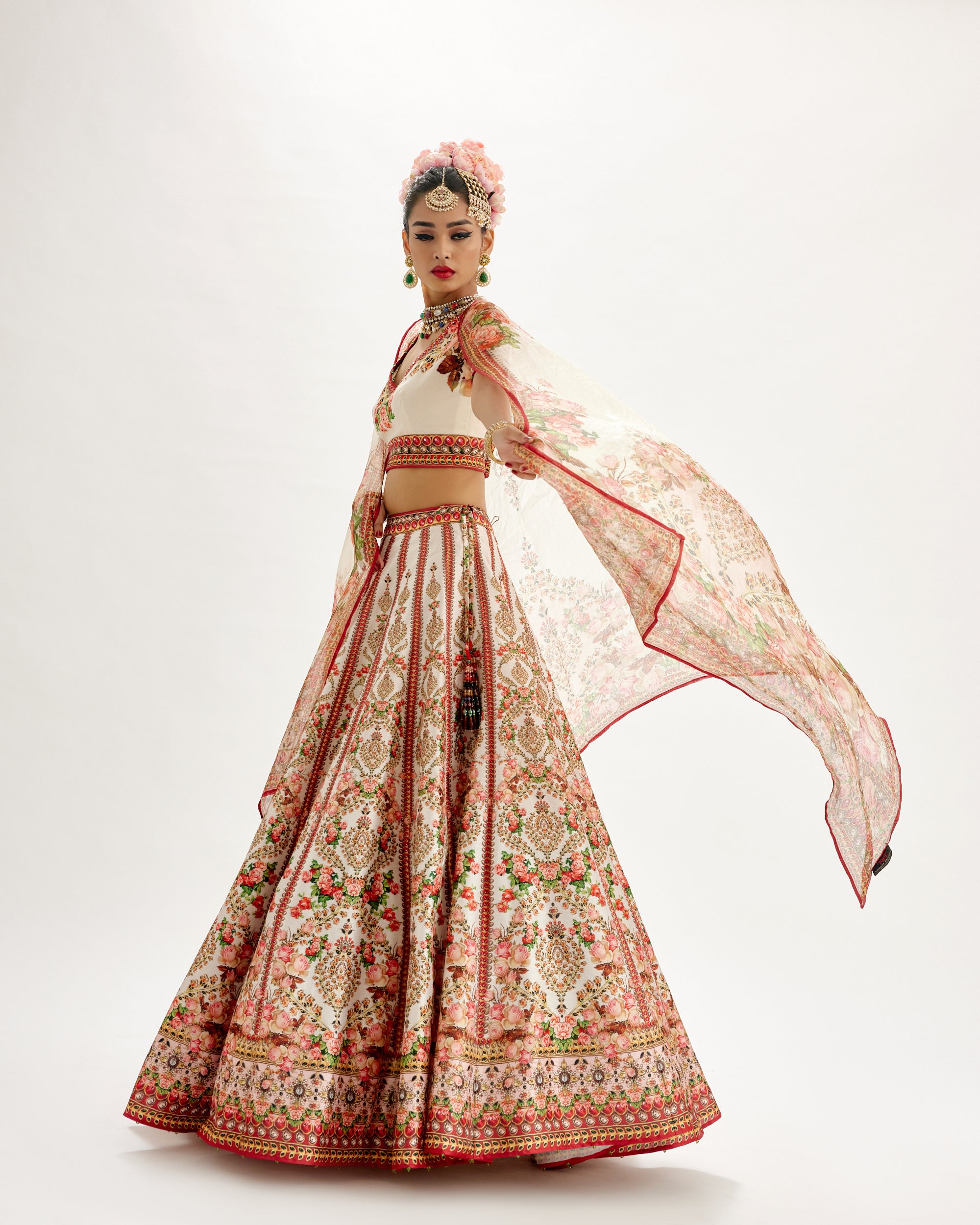 Pakeezah : Leela - Ivory