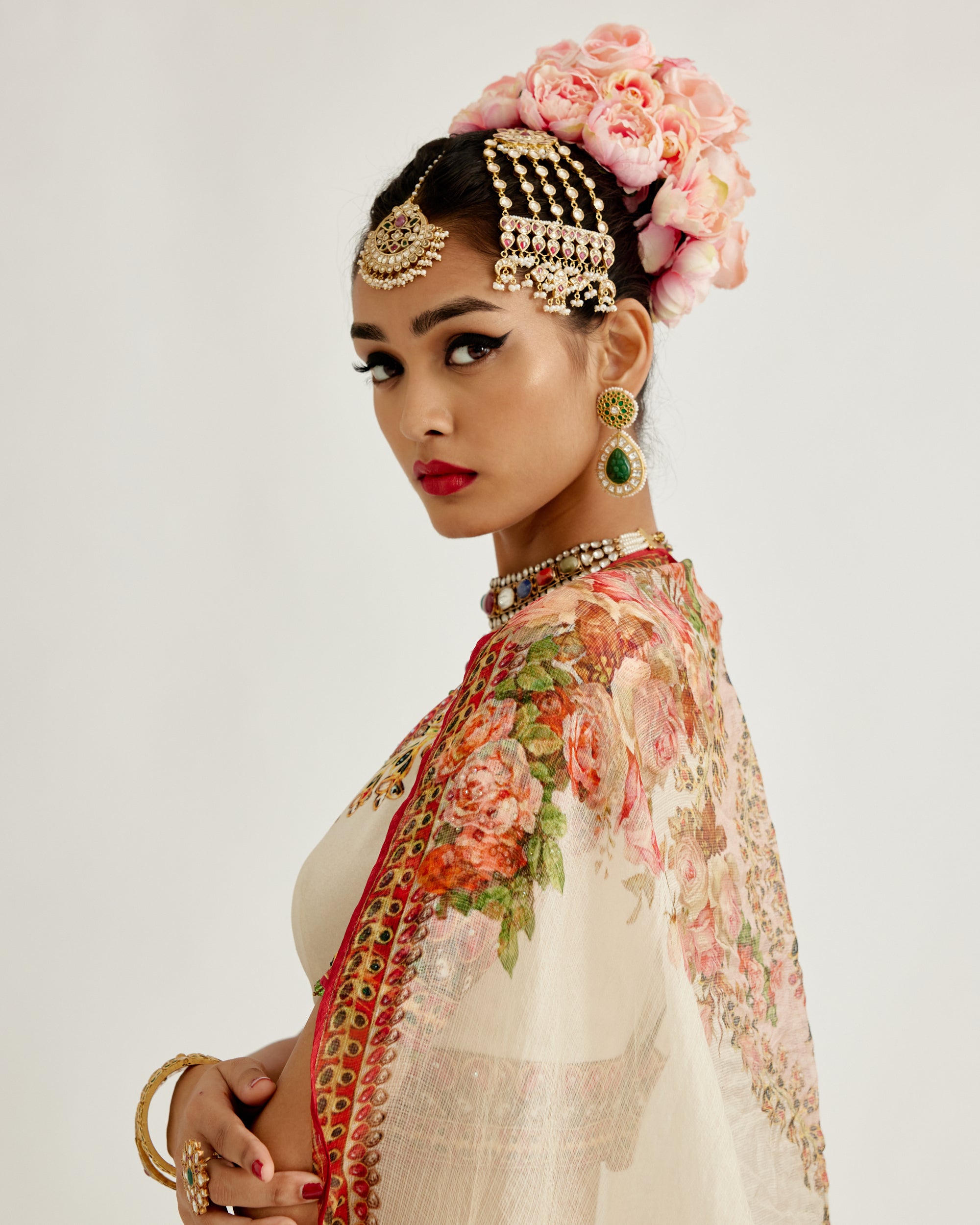 Pakeezah : Leela - Ivory