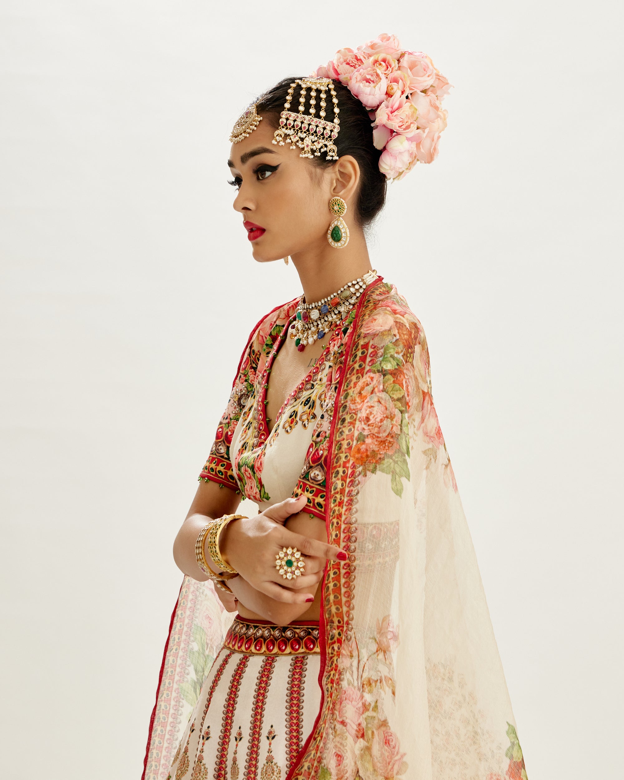 Pakeezah : Leela - Ivory