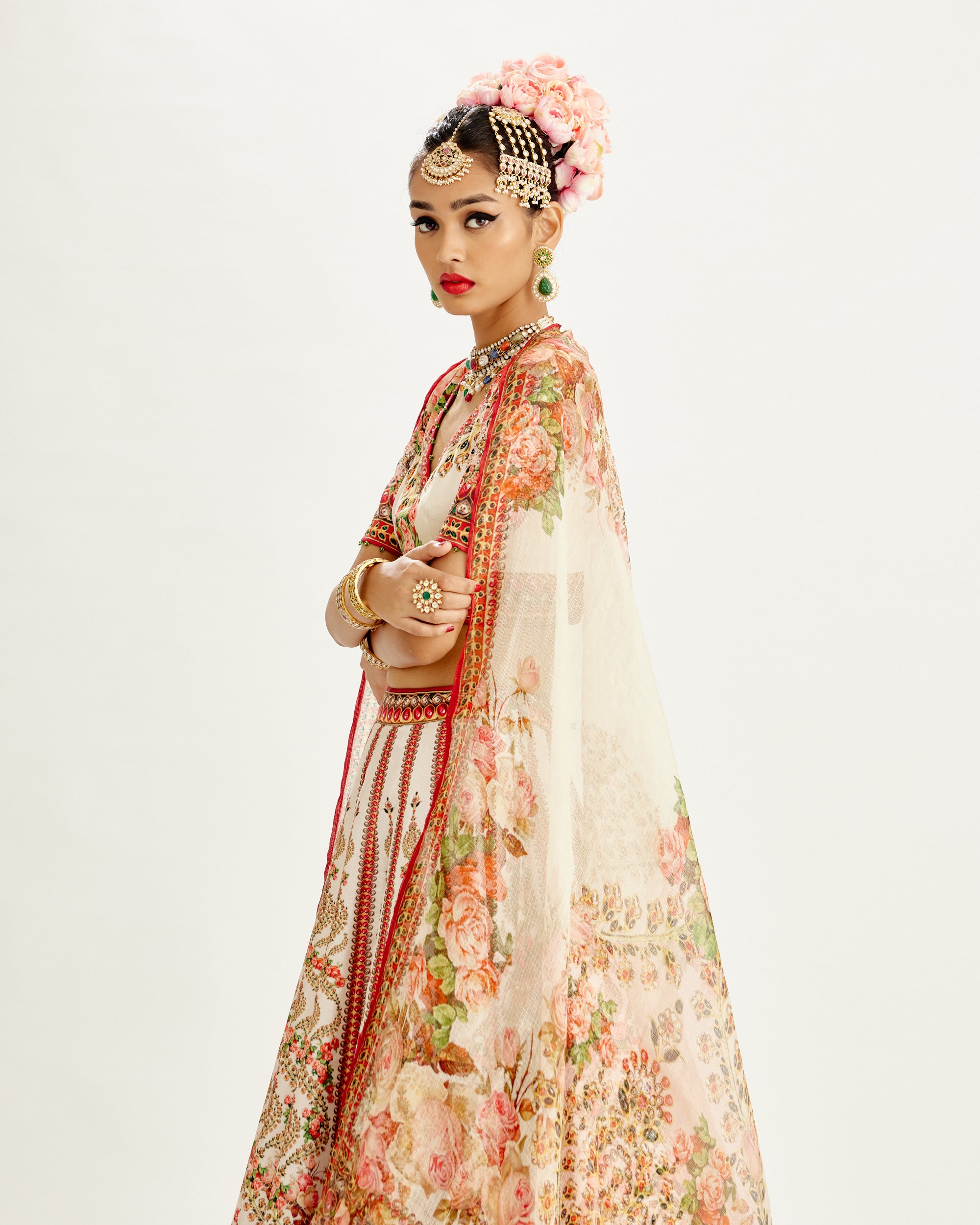 Pakeezah : Leela - Ivory