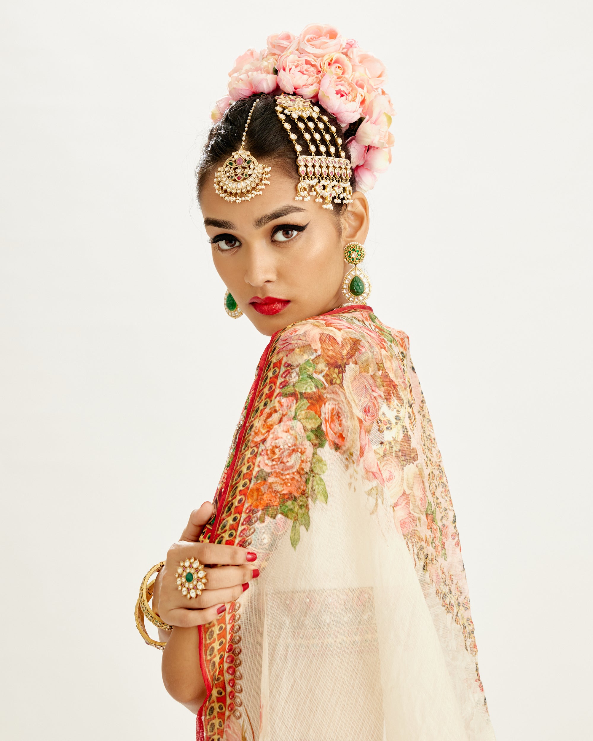 Pakeezah : Leela - Ivory