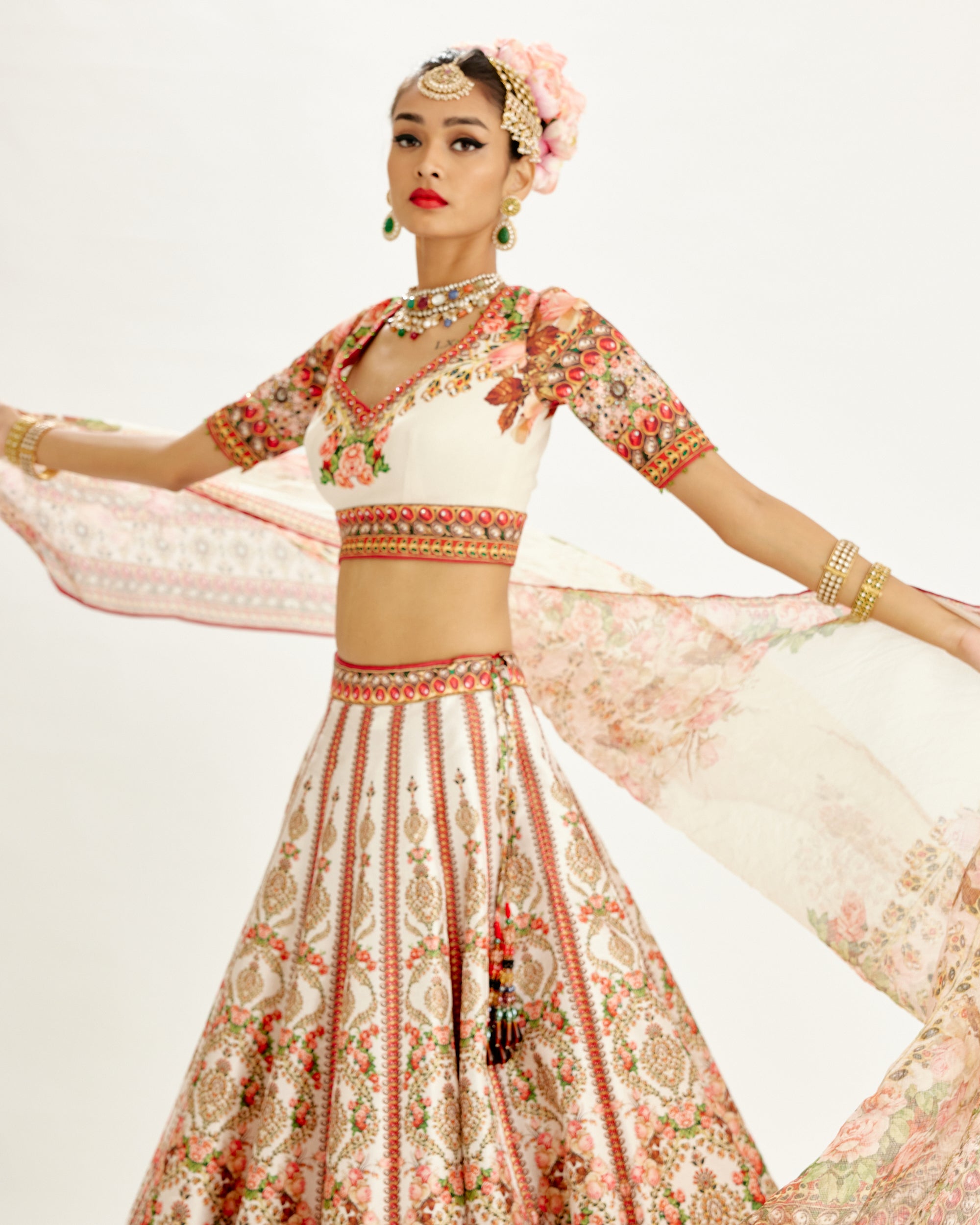 Pakeezah : Leela - Ivory