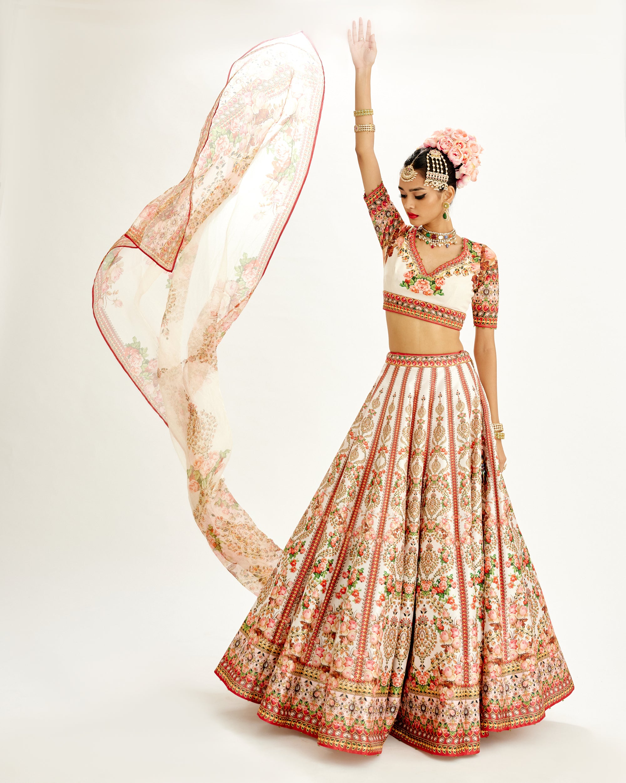 Pakeezah : Leela - Ivory