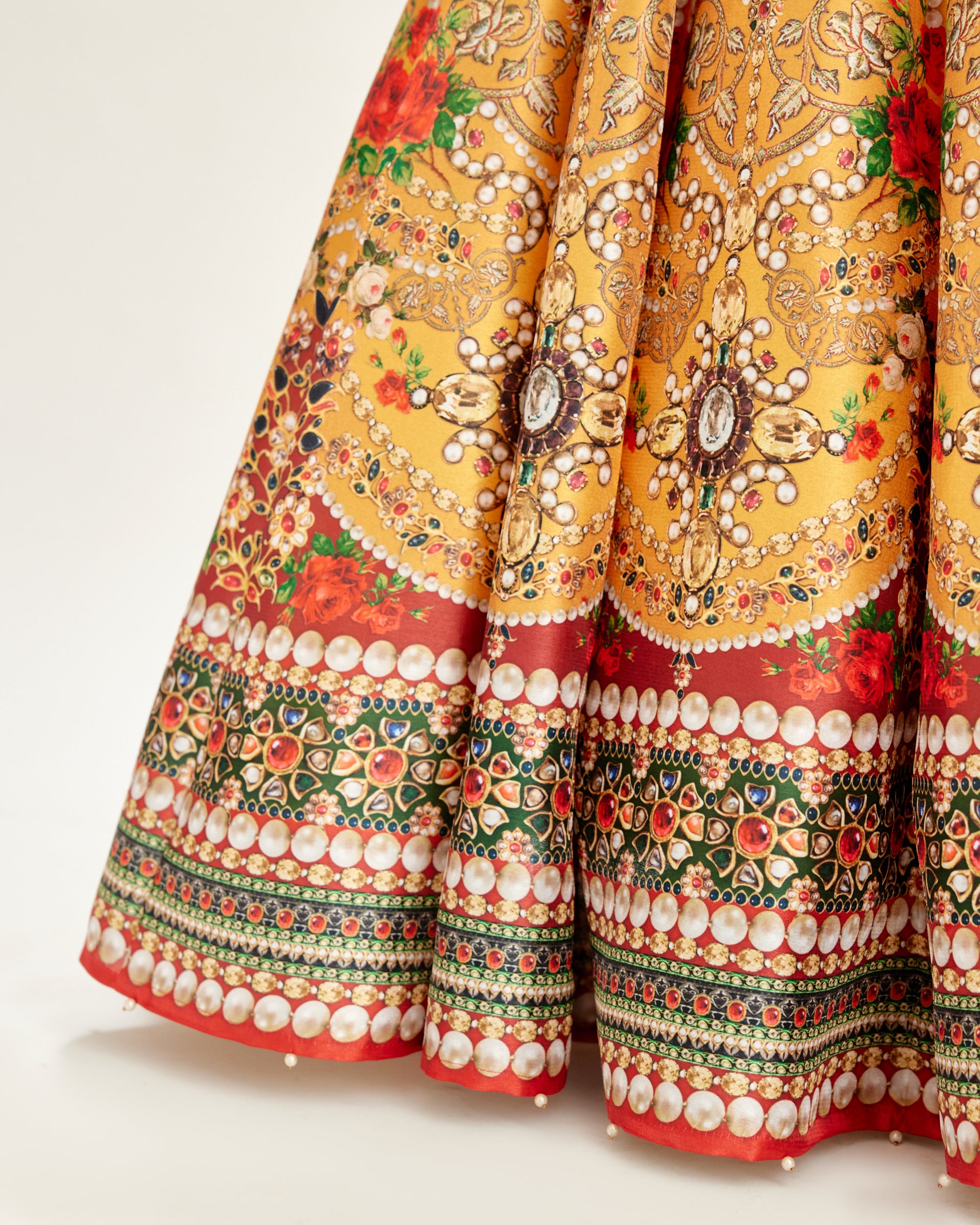 Pakeezah : Leela - Mustard