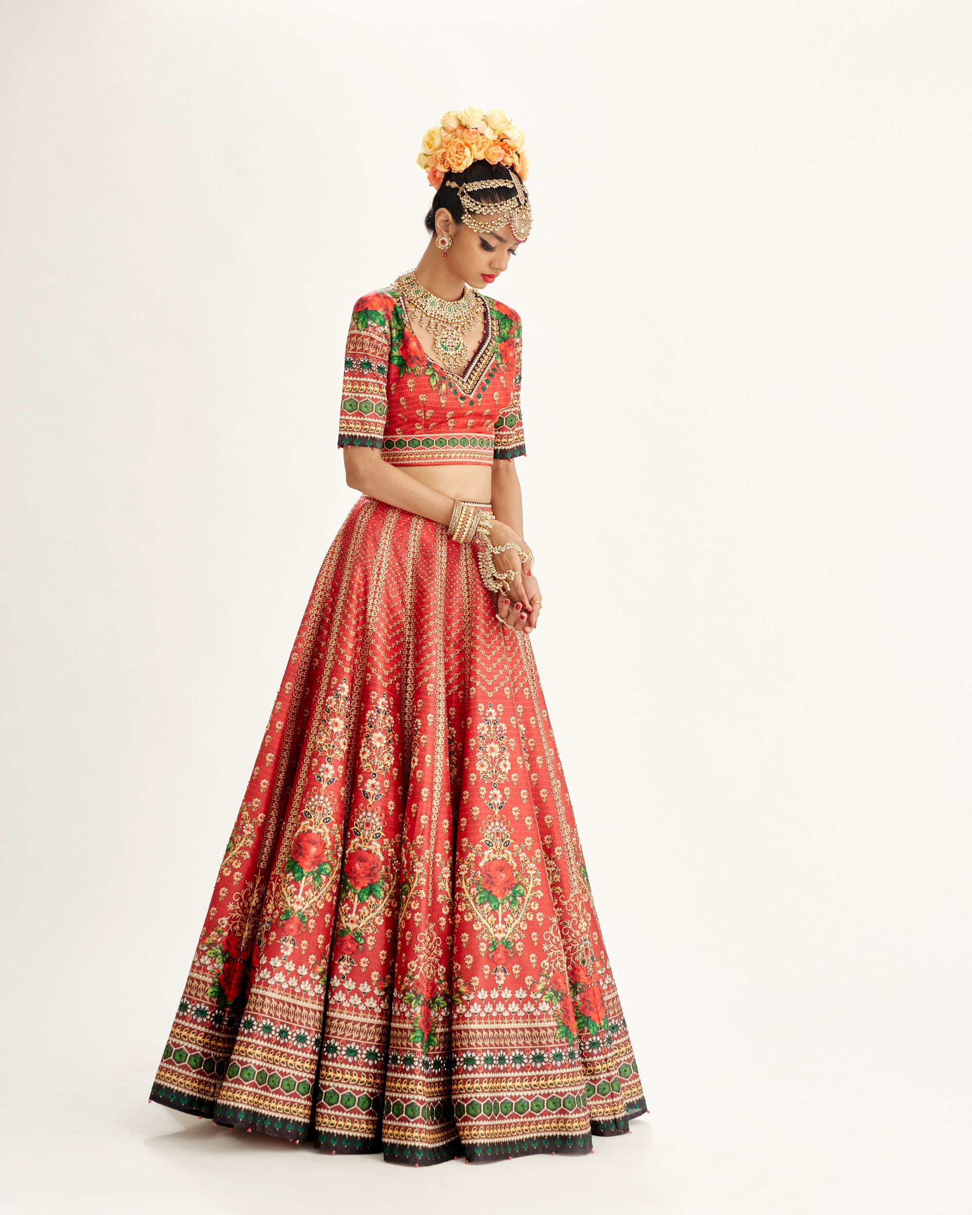 Pakeezah : Leela - Red