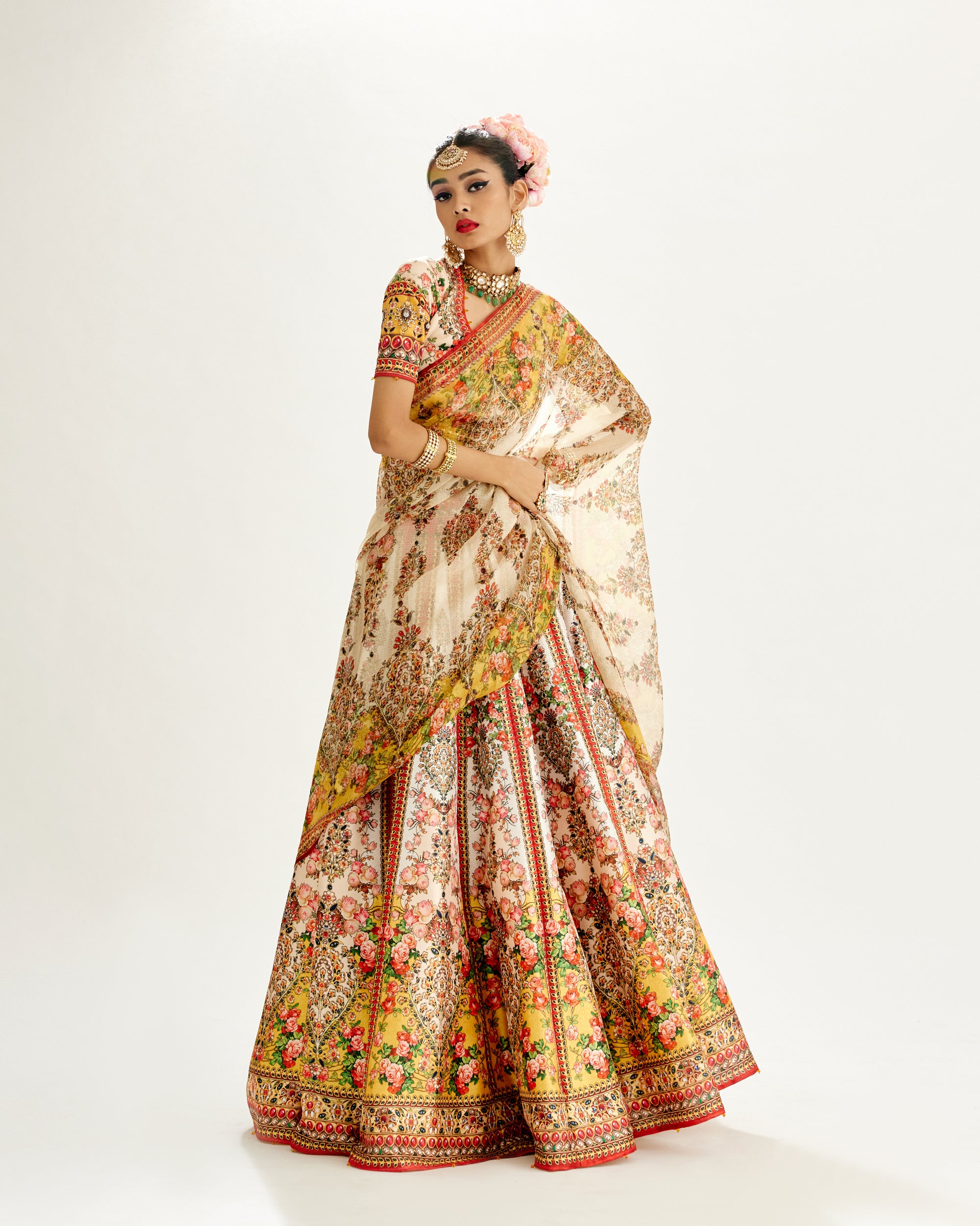 Pakeezah : Leela - Ivory/Mustard