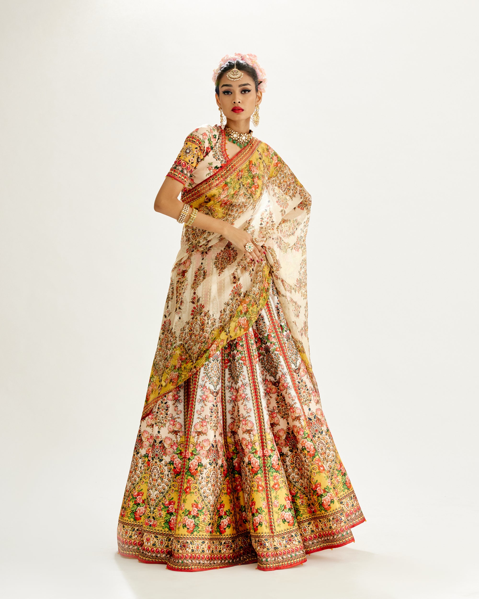 Pakeezah : Leela - Ivory/Mustard