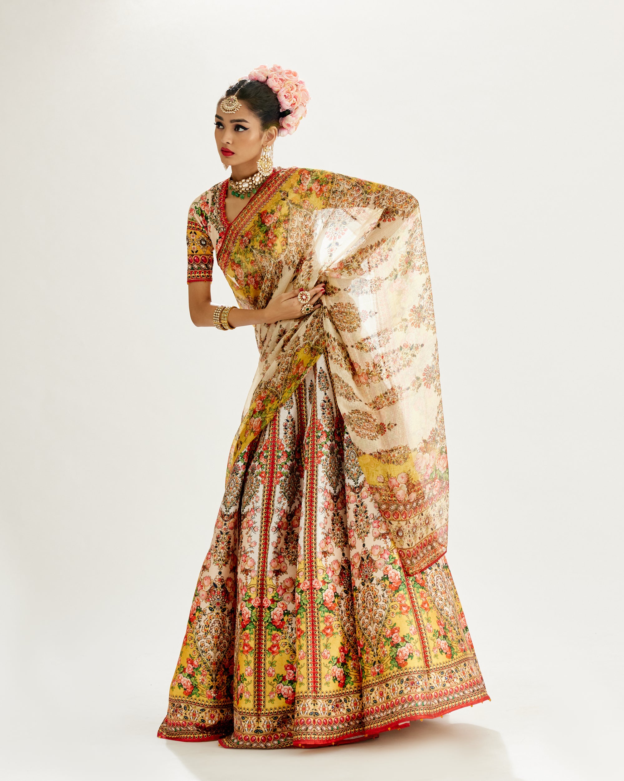 Pakeezah : Leela - Ivory/Mustard