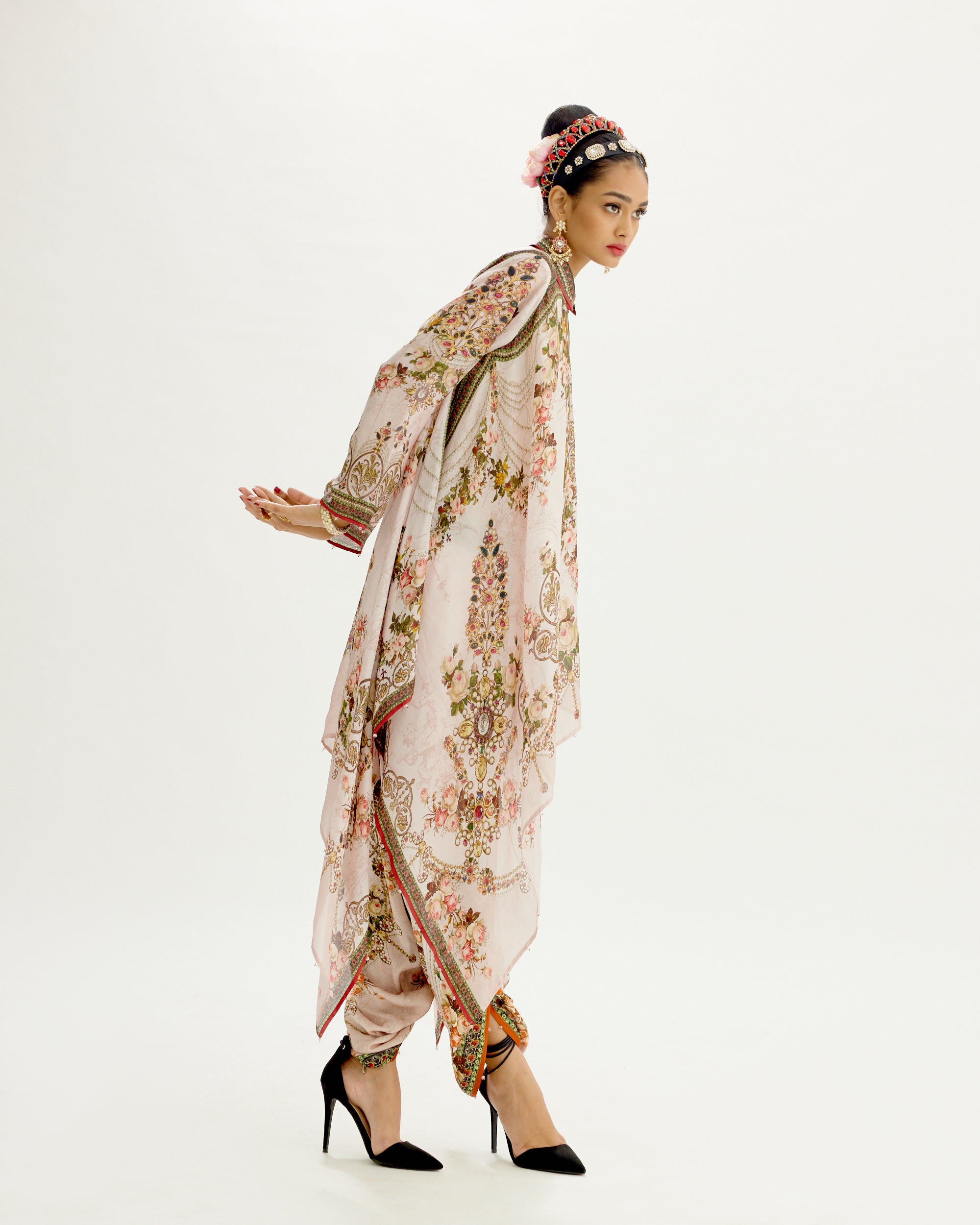 Pakeezah : Shibani - Lilac