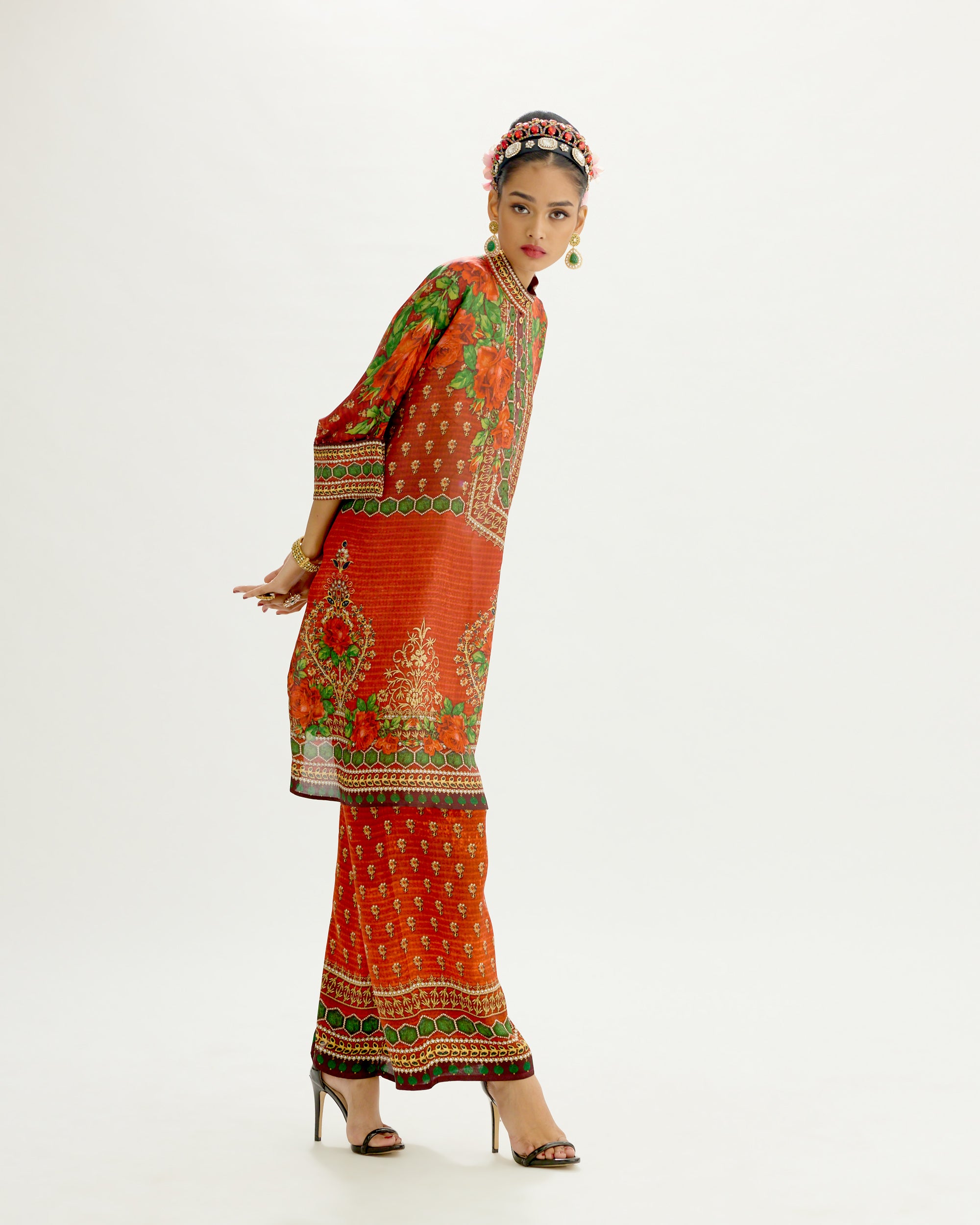 Pakeezah : Chanel 36" - Red