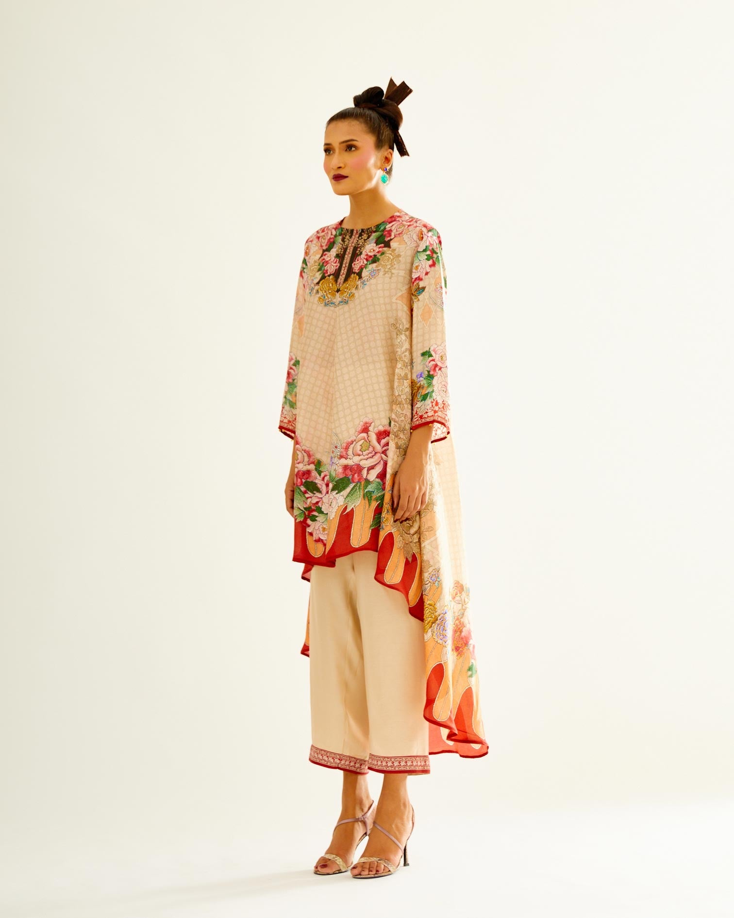 Sayuri : Aarvi - Beige