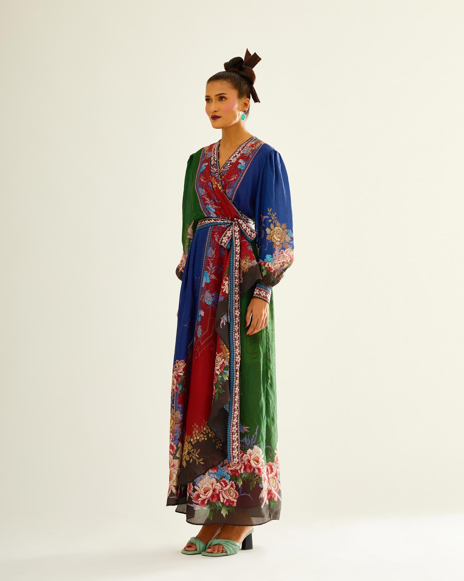 Sayuri : Udipti - Red/Navy