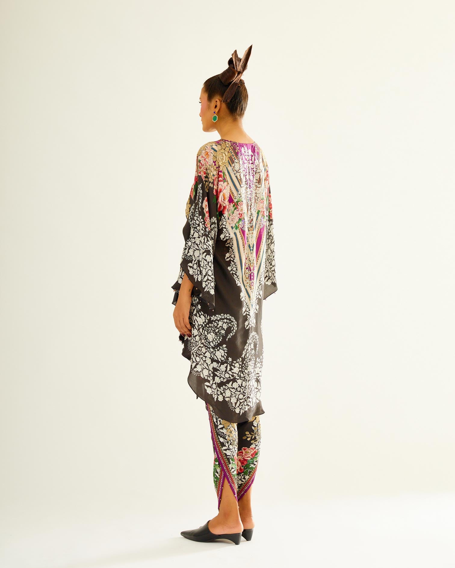 Sayuri : Inayat - Black